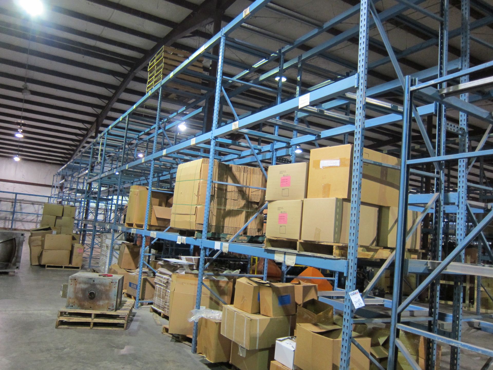 SECTIONS PALLET RACK