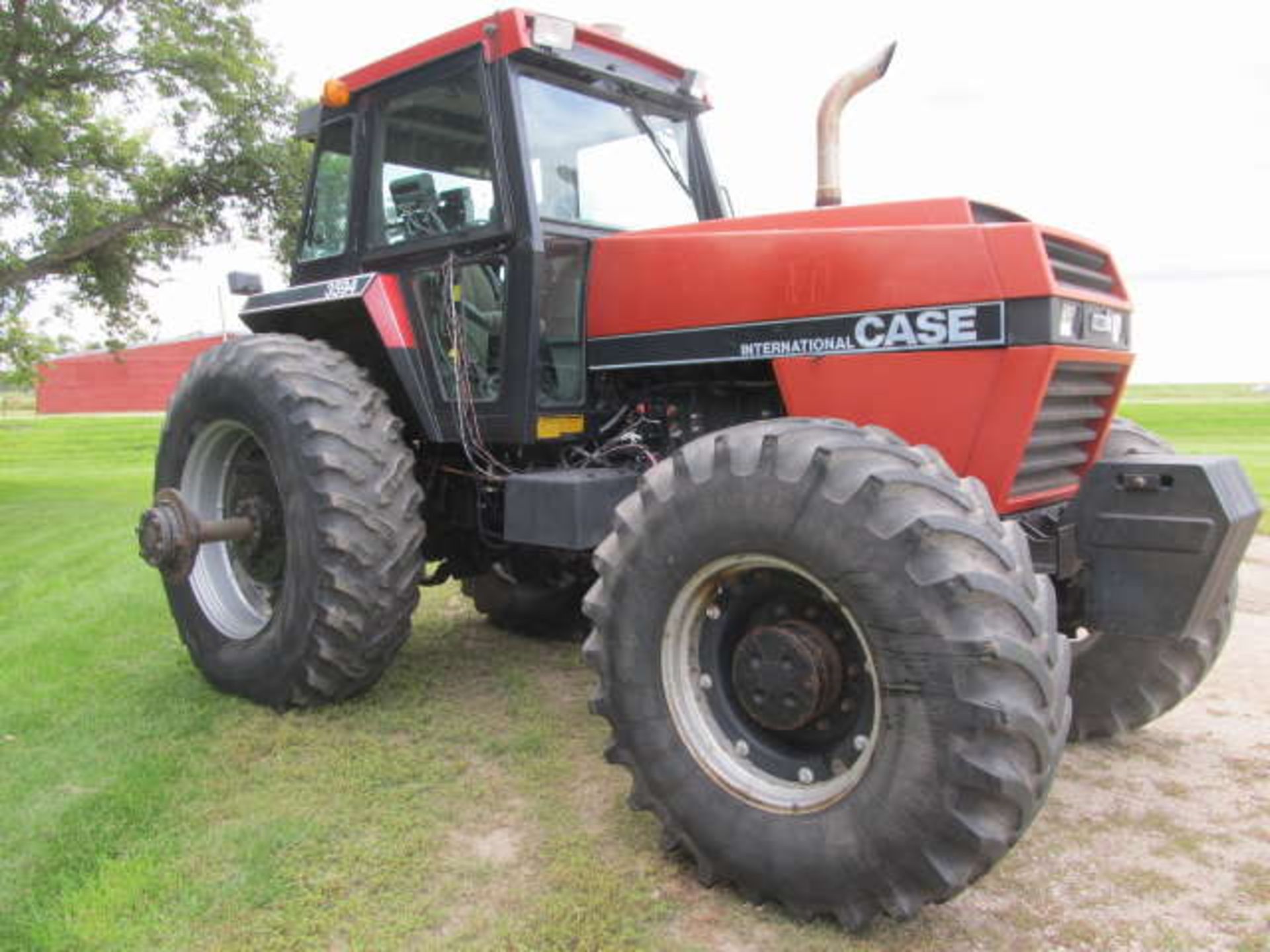 CASE IH 3594 FWA TRACTOR; 5830 Hours, Powershift, 3 Hydraulics, 20.8-38 Duals, SN.9947846-1987 - Image 2 of 6