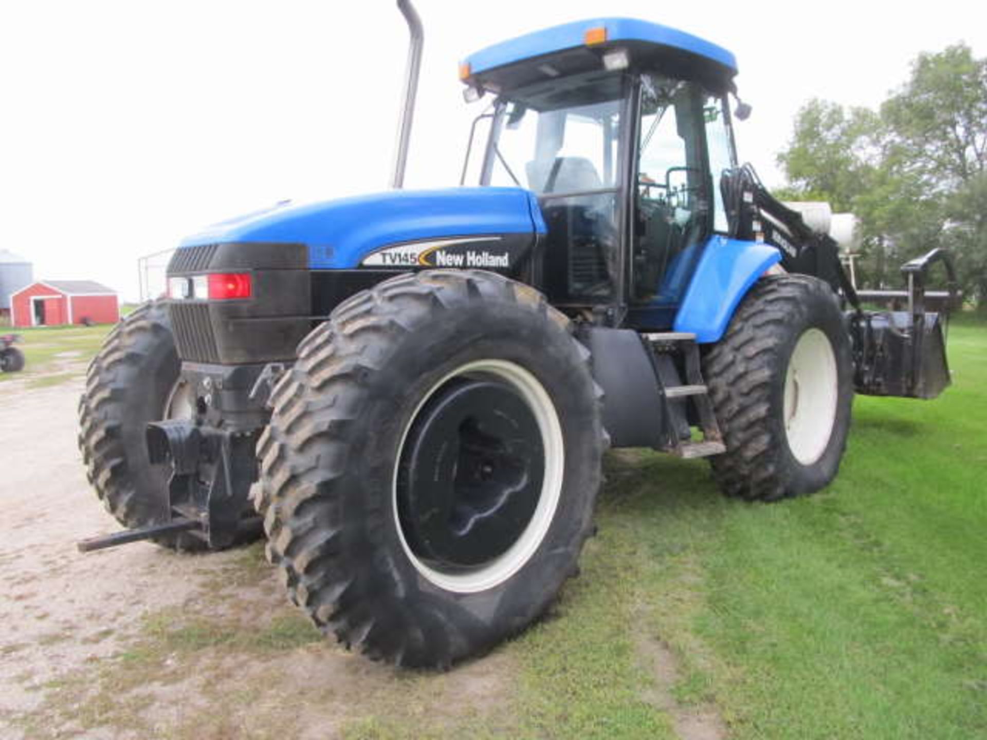 2004 NEW HOLLAND TV 145 BI-DIRECTIONAL TRACTOR; 4065 Hours, New Holland 7614 FEL & Grapple, PTO Both - Image 2 of 6