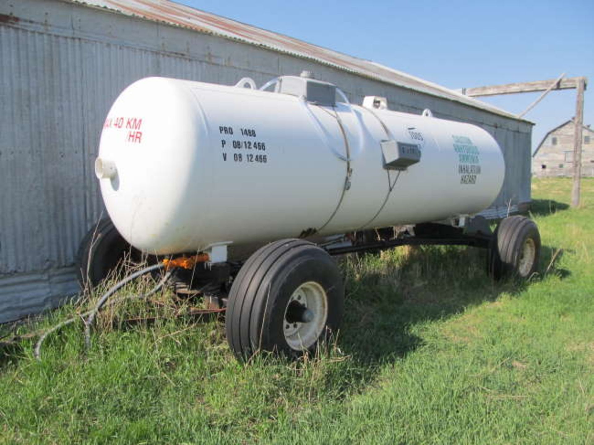 1600 GALLON ANHYDROUS TANK & TRAILER - Image 2 of 2
