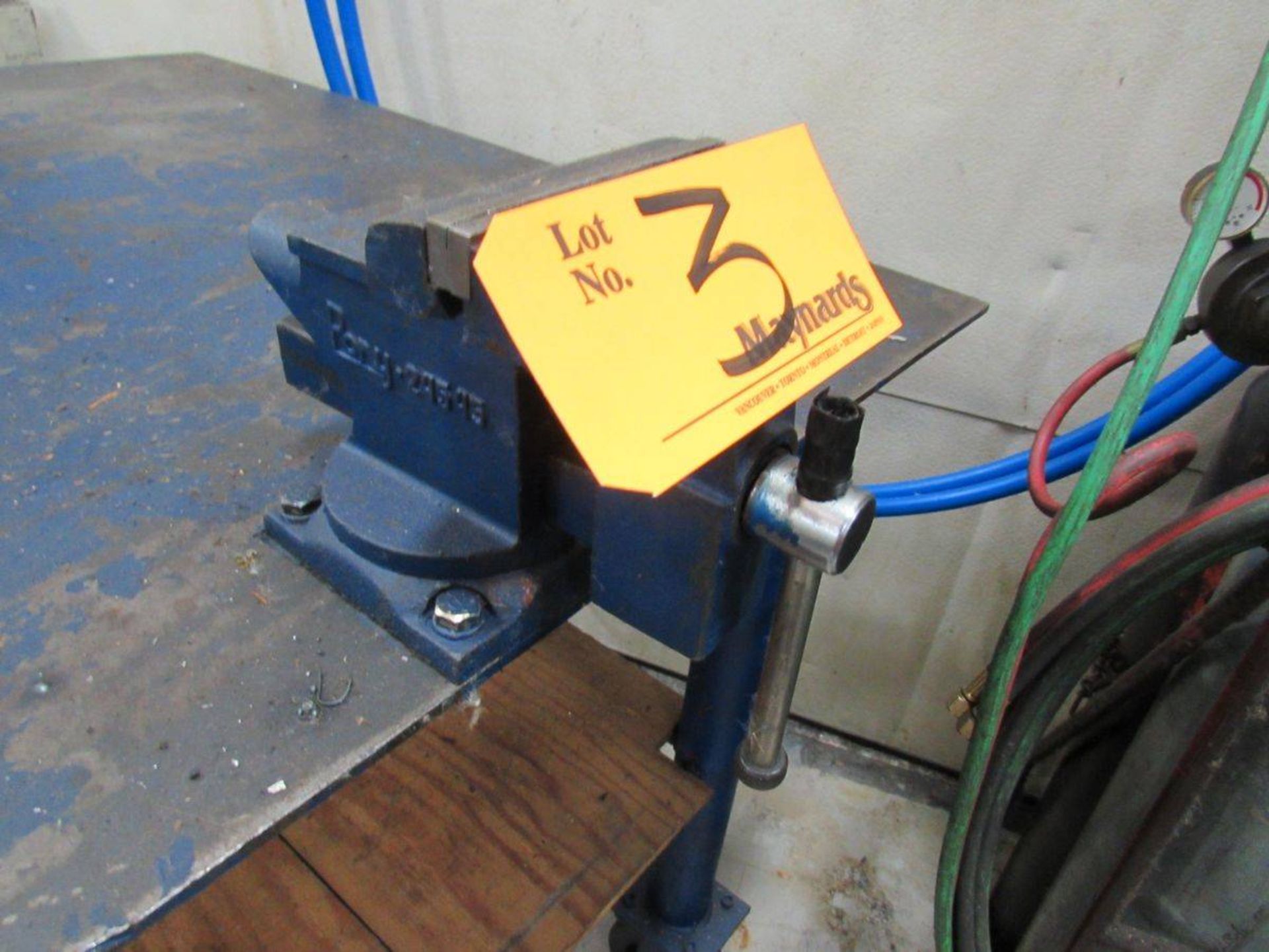 PONY 4" BENCH VISE