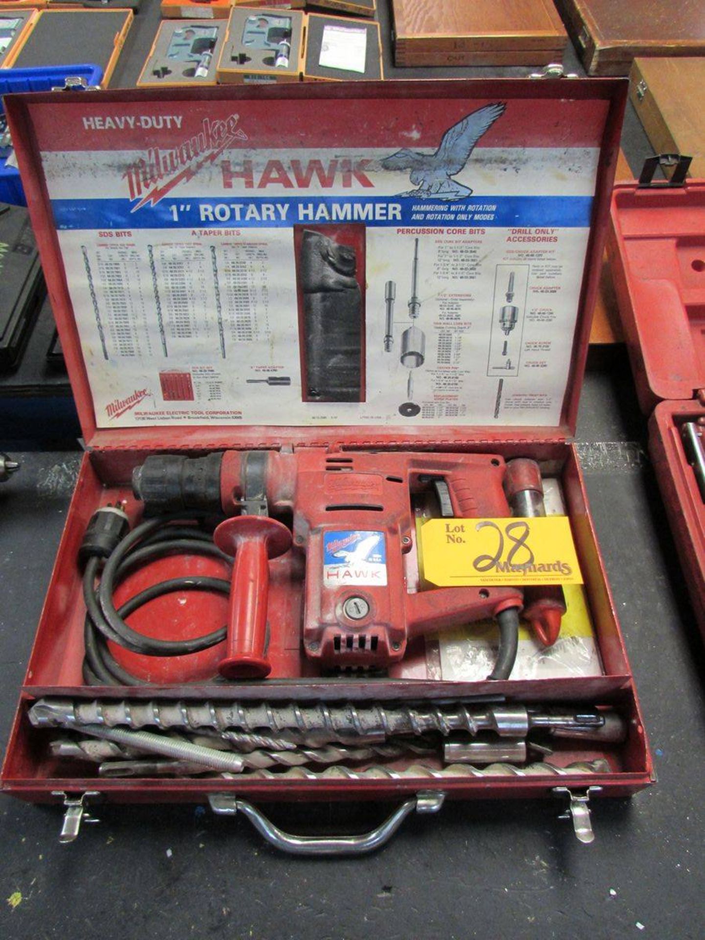 MILWAUKEE Hawk HEAVY DUTY ROTORY HAMMER DRILL