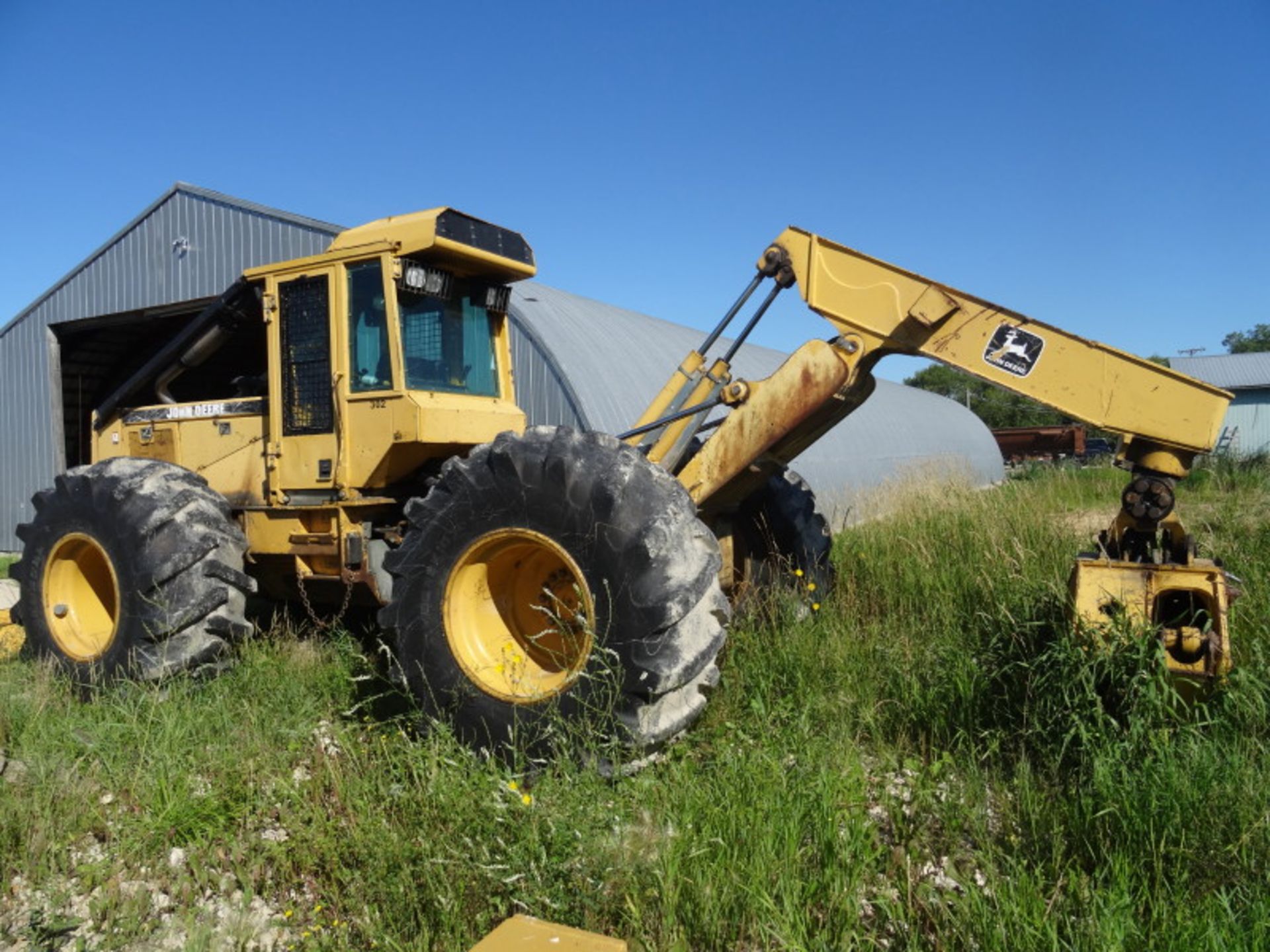 Bush Skidder