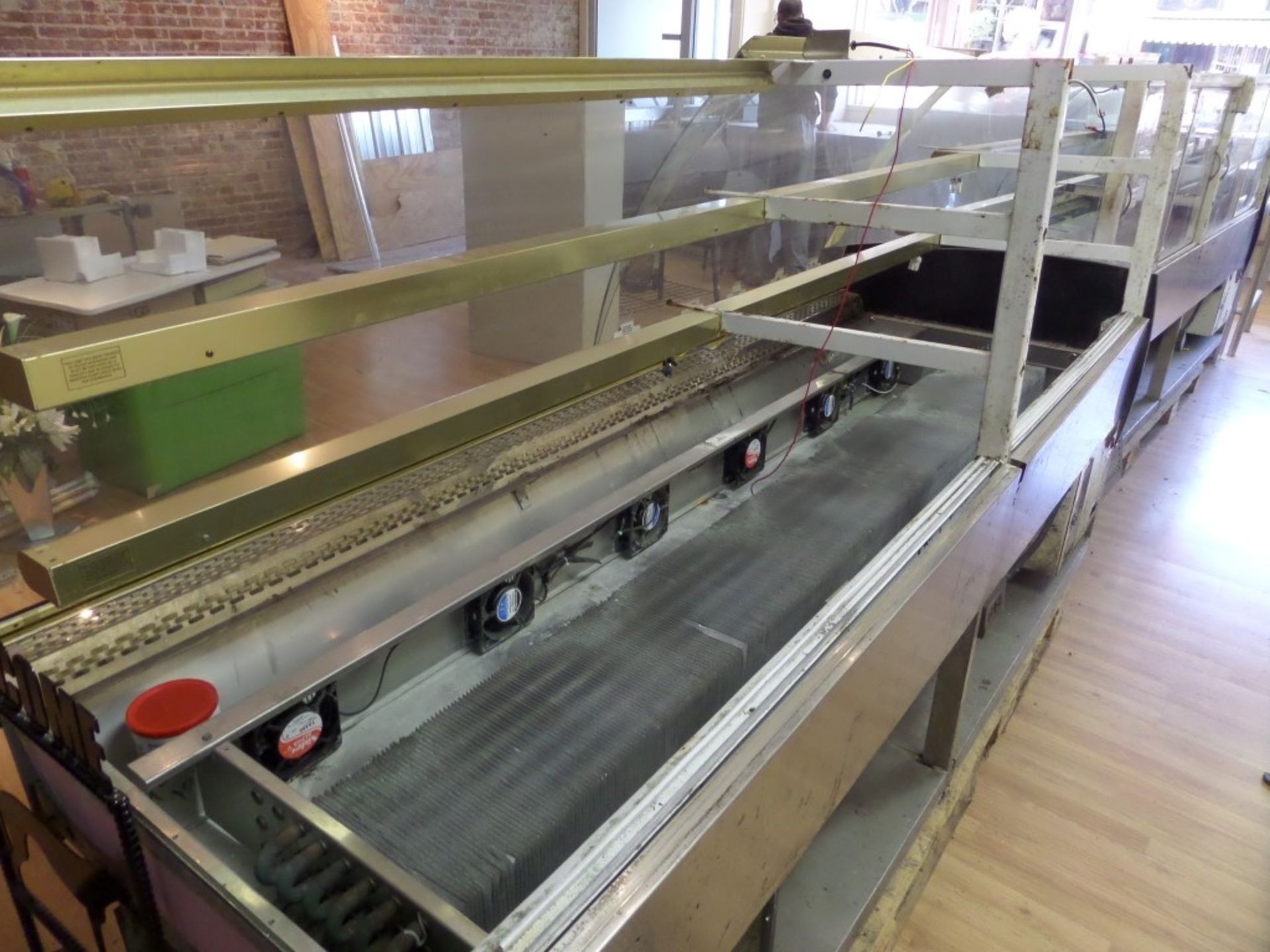 96" Artica Curved Glass Refrigerated Deli Case Self Contained - Tested Works - Needs Assembly - Image 5 of 6