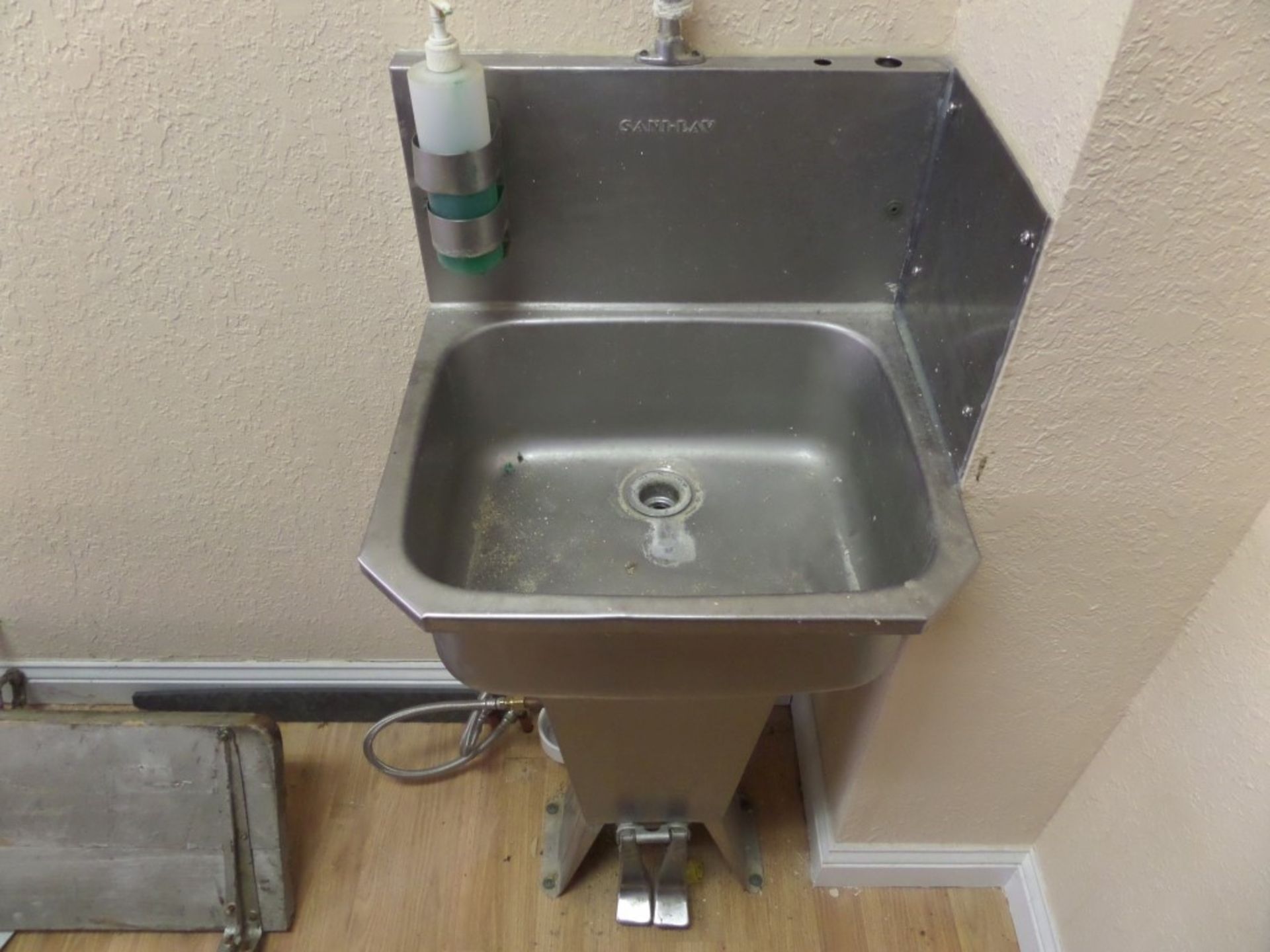 SS Hand Washing Sink - Image 2 of 2