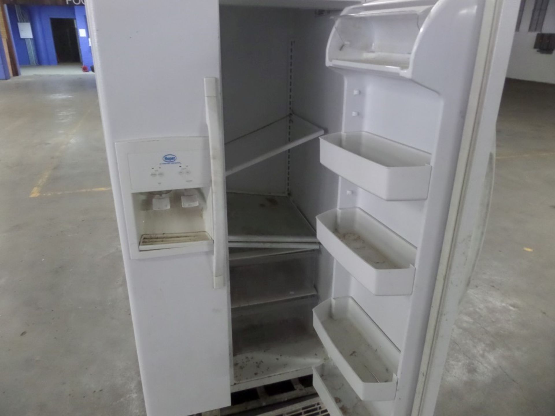 Roper Side-by-side refrigerator - Needs Cleaning - Image 4 of 5