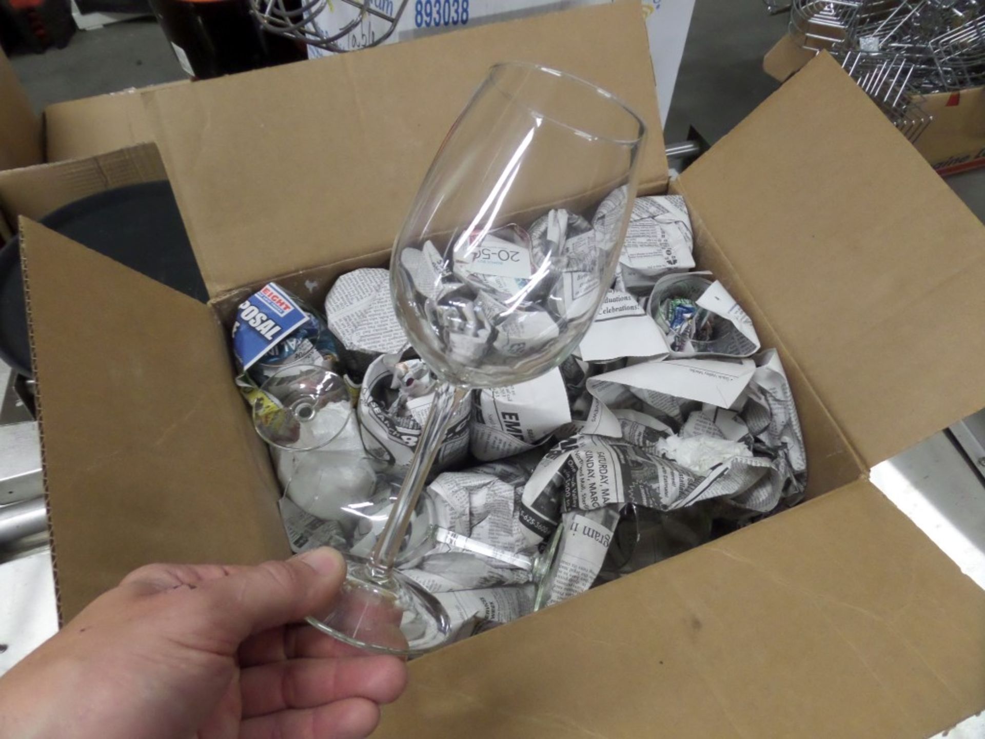 Box of Wine Glasses - Image 2 of 2