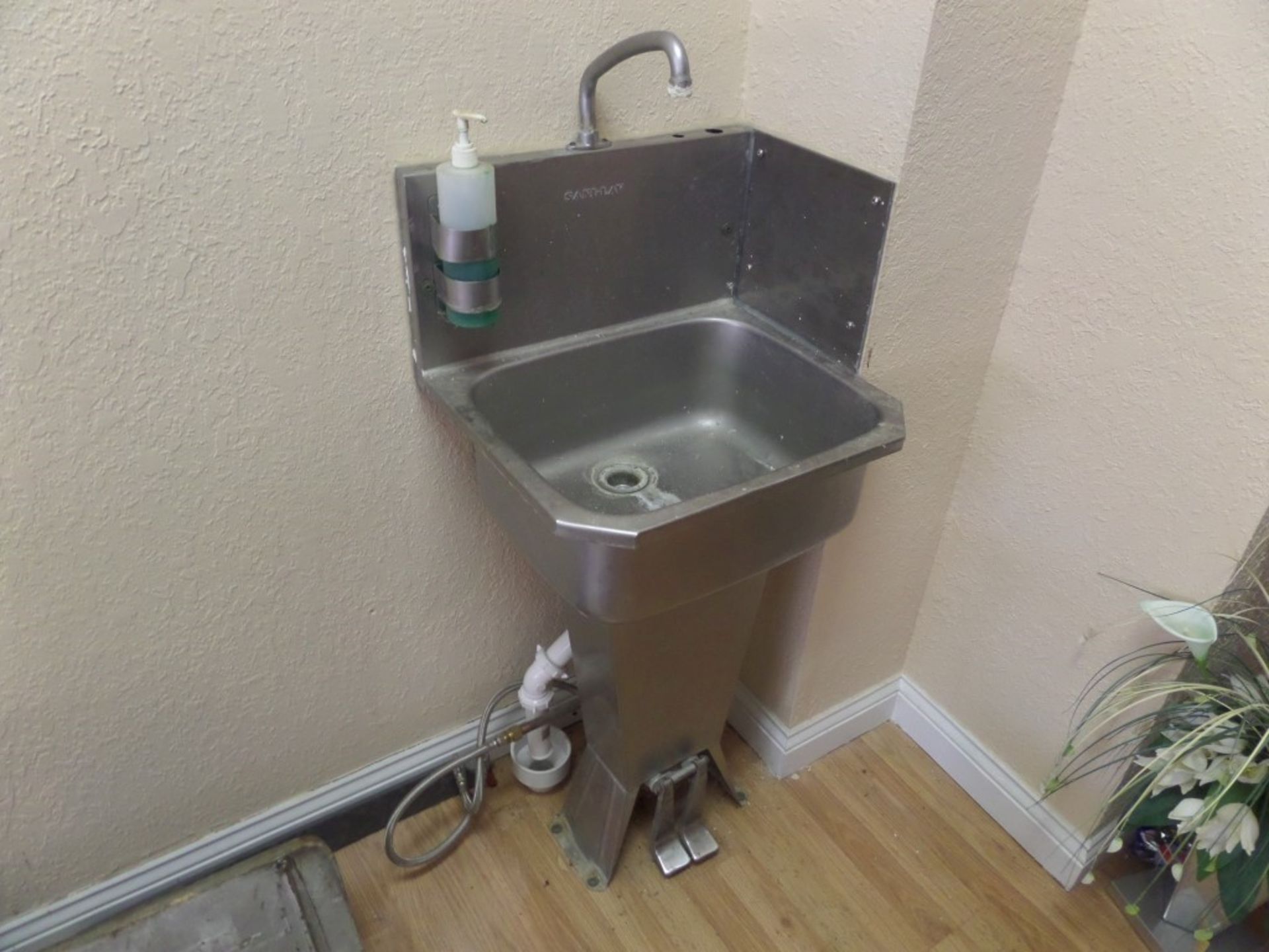 SS Hand Washing Sink