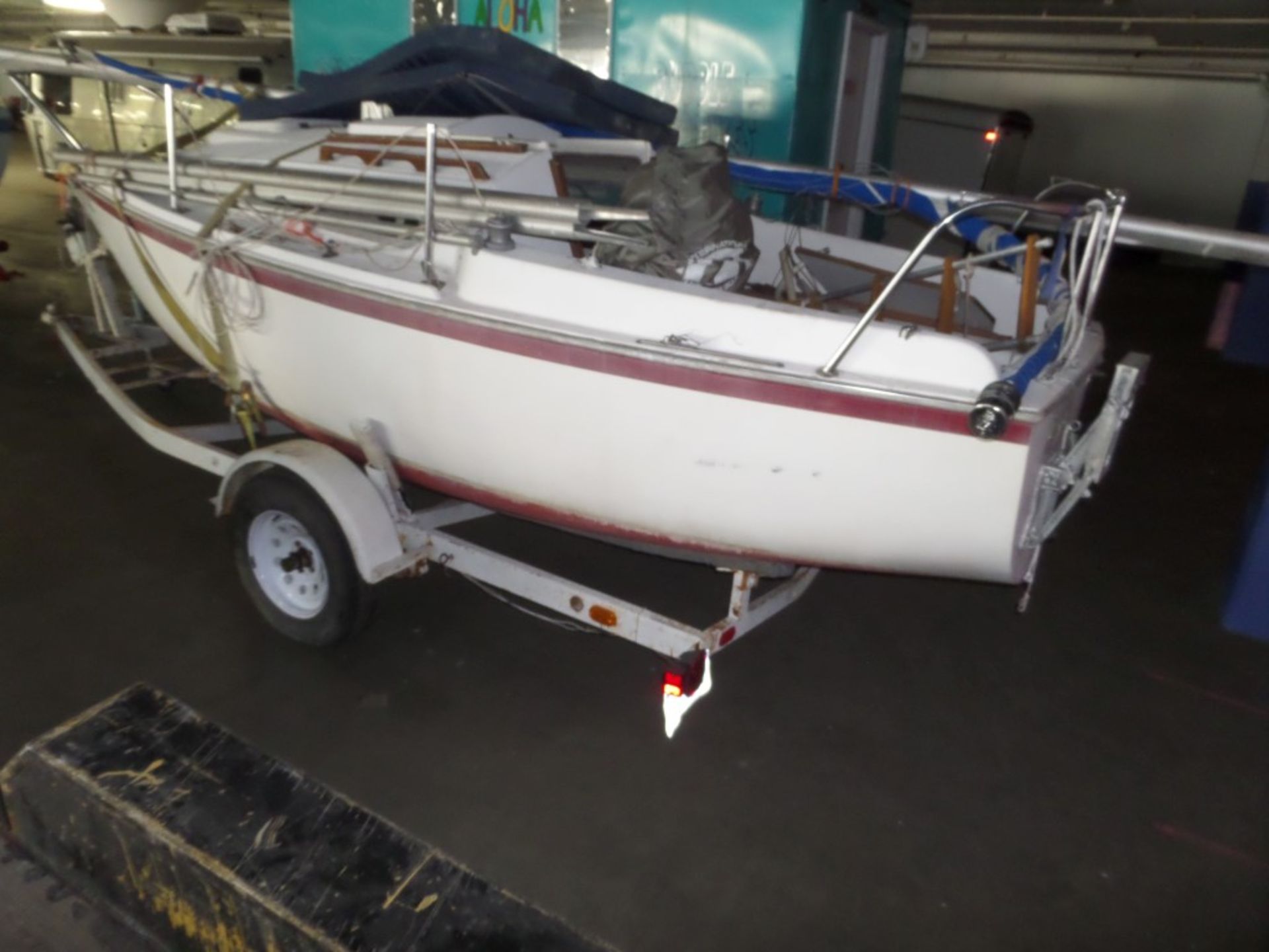 20' Sail Boat & Trailer - Bill of Sale - Image 4 of 8