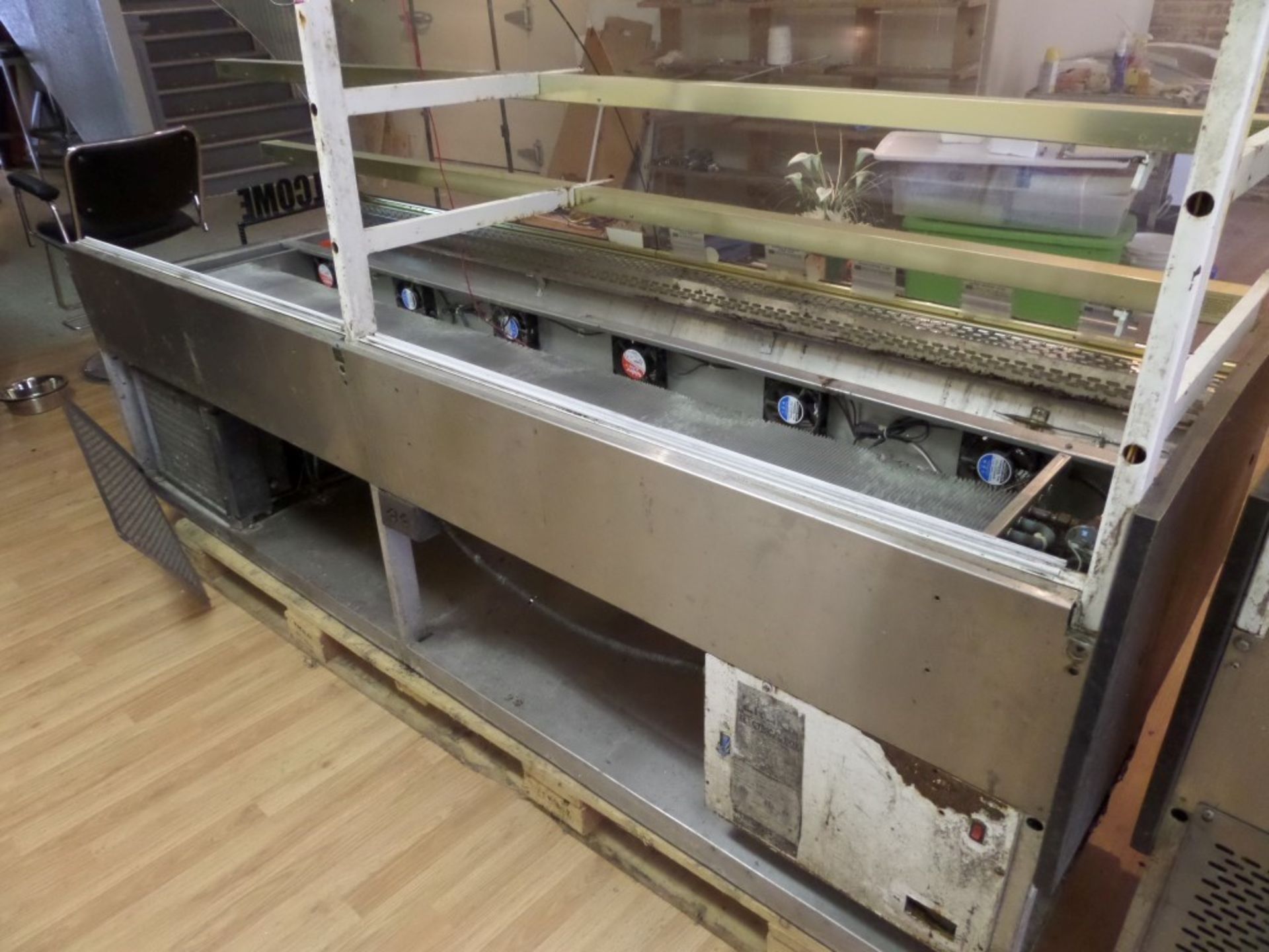 96" Artica Curved Glass Refrigerated Deli Case Self Contained - Tested Works - Needs Assembly - Image 4 of 6