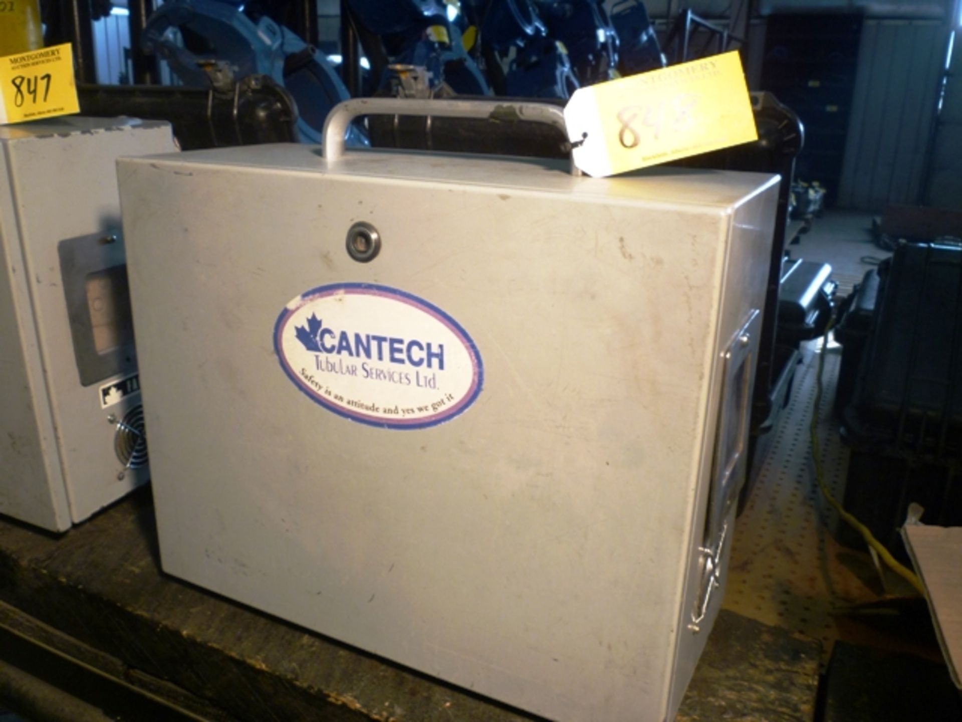 BATTERY BACKUP SURGE PROTECTOR FOR WINCATT SYSTEM (NEEDS NEW BATTERY)