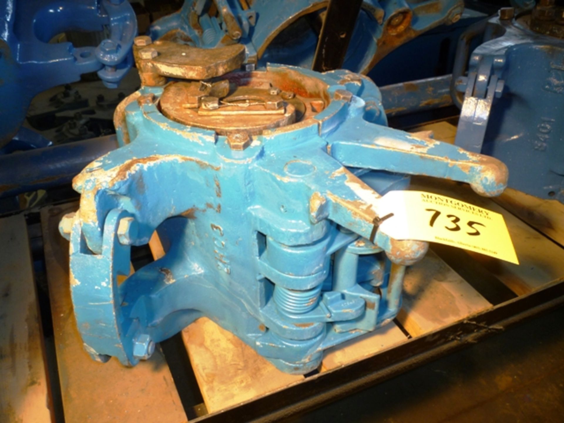 TI 75 TON YT ELEVATOR W/ 3 1/2" SLIP SEGMENTS & 2 7/8" & 2 3/8" SLIP SEGMENTS