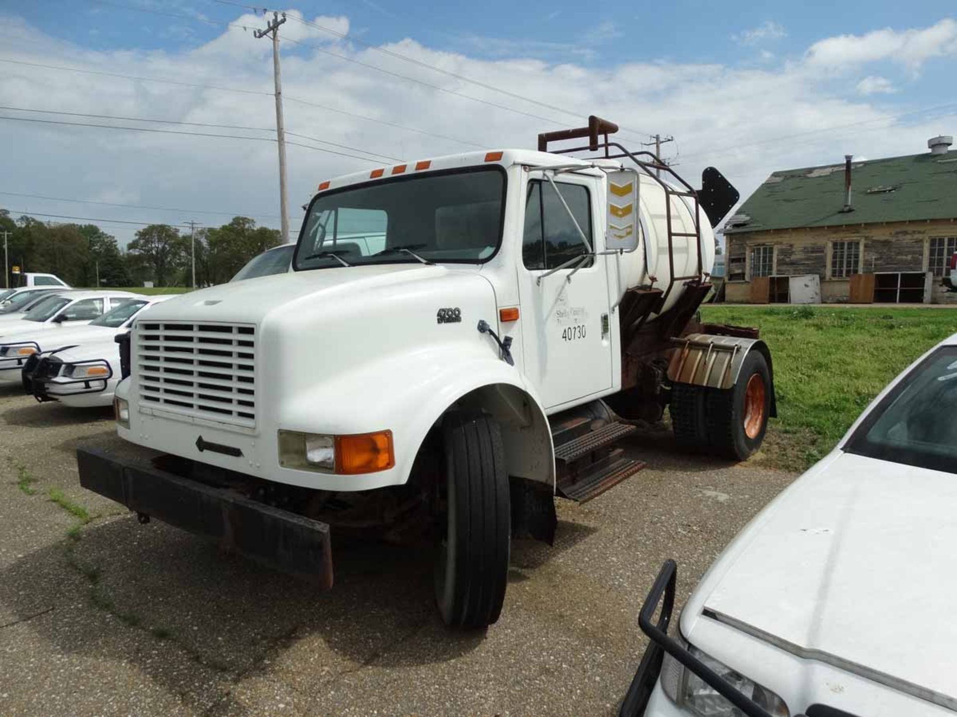 1995 INTERNATIONAL 4700DT408 VIN: 1HTSCACNXSH614784