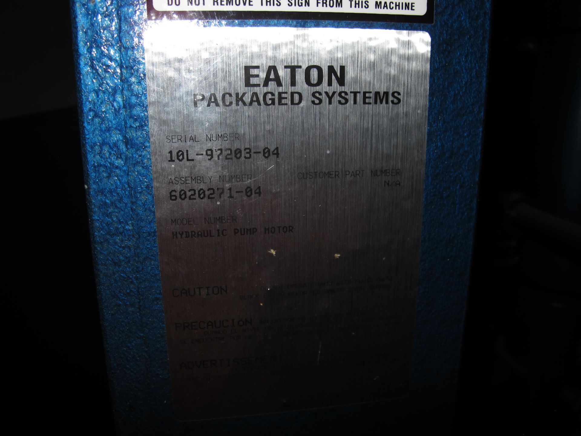 EATON VICKERS HYDRAULIC PUMP MOTOR WITH FILTERS, LOADING & HANDLING FEE: $200 - Image 4 of 5