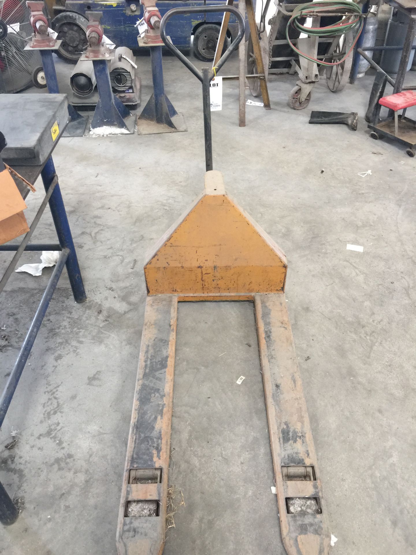 ROL-LIFT 5000 LB PALLET JACK