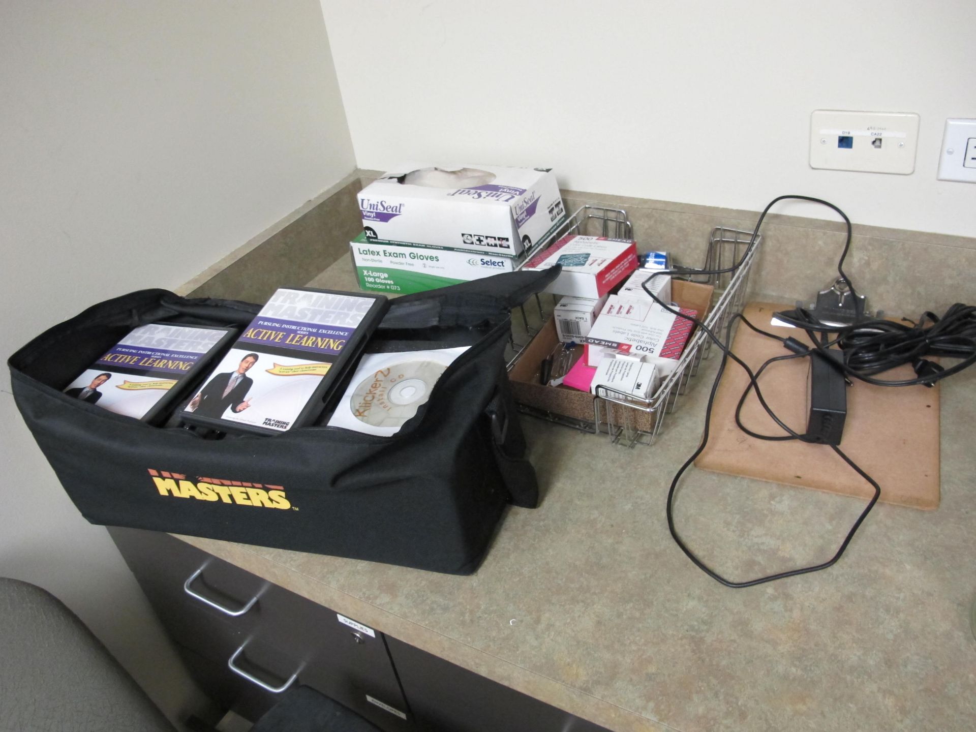 Contents of Room (including Mail Cubbies, Paper Organizers, Training Masters Active Learing - Image 3 of 5