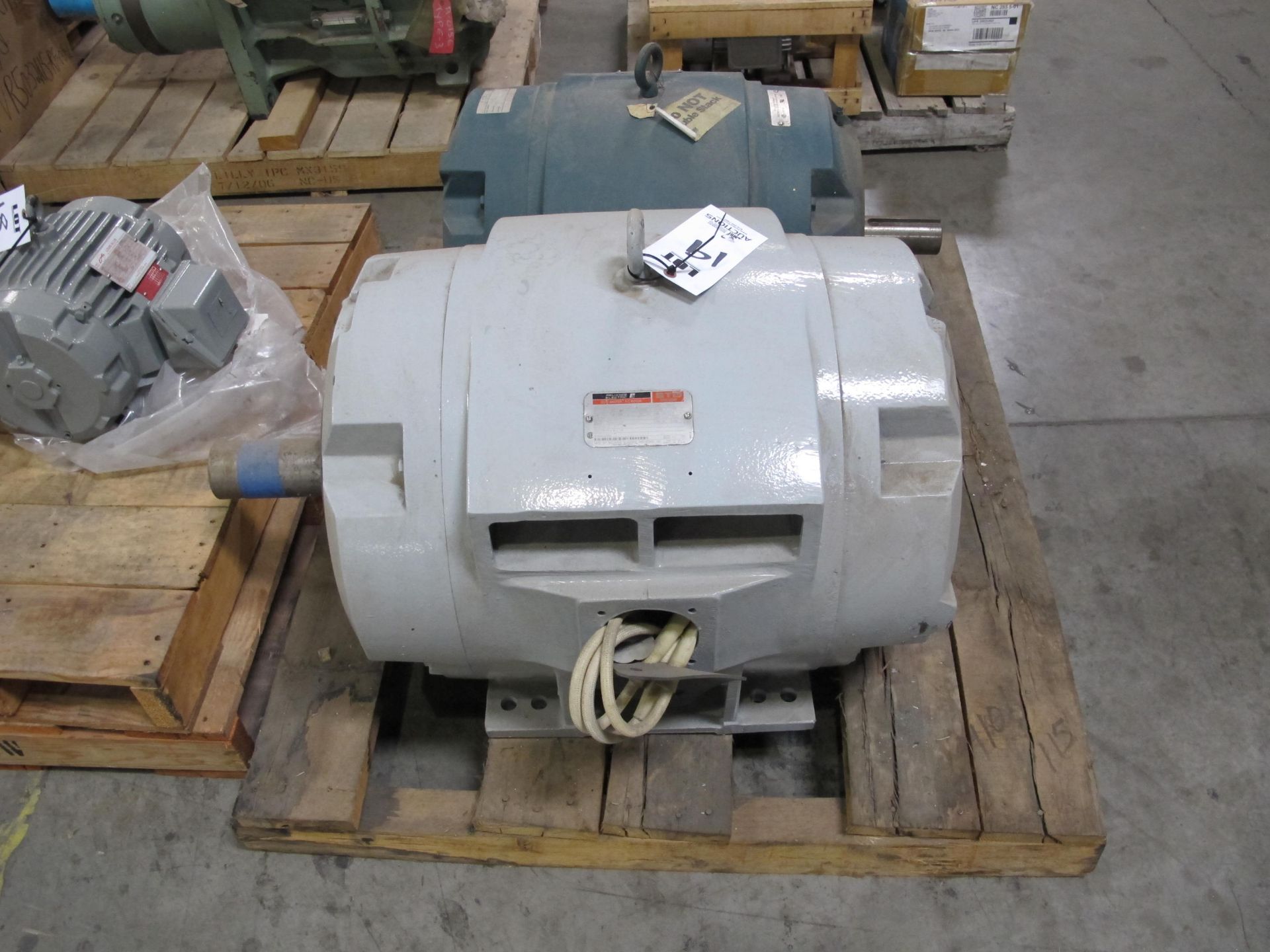 LOT TO INCLUDE: (1) RELIANCE ELECTRIC AC MOTOR, ID P4060459B, 10O HP, 3 PHASE, 1780 RPM, 460 V,