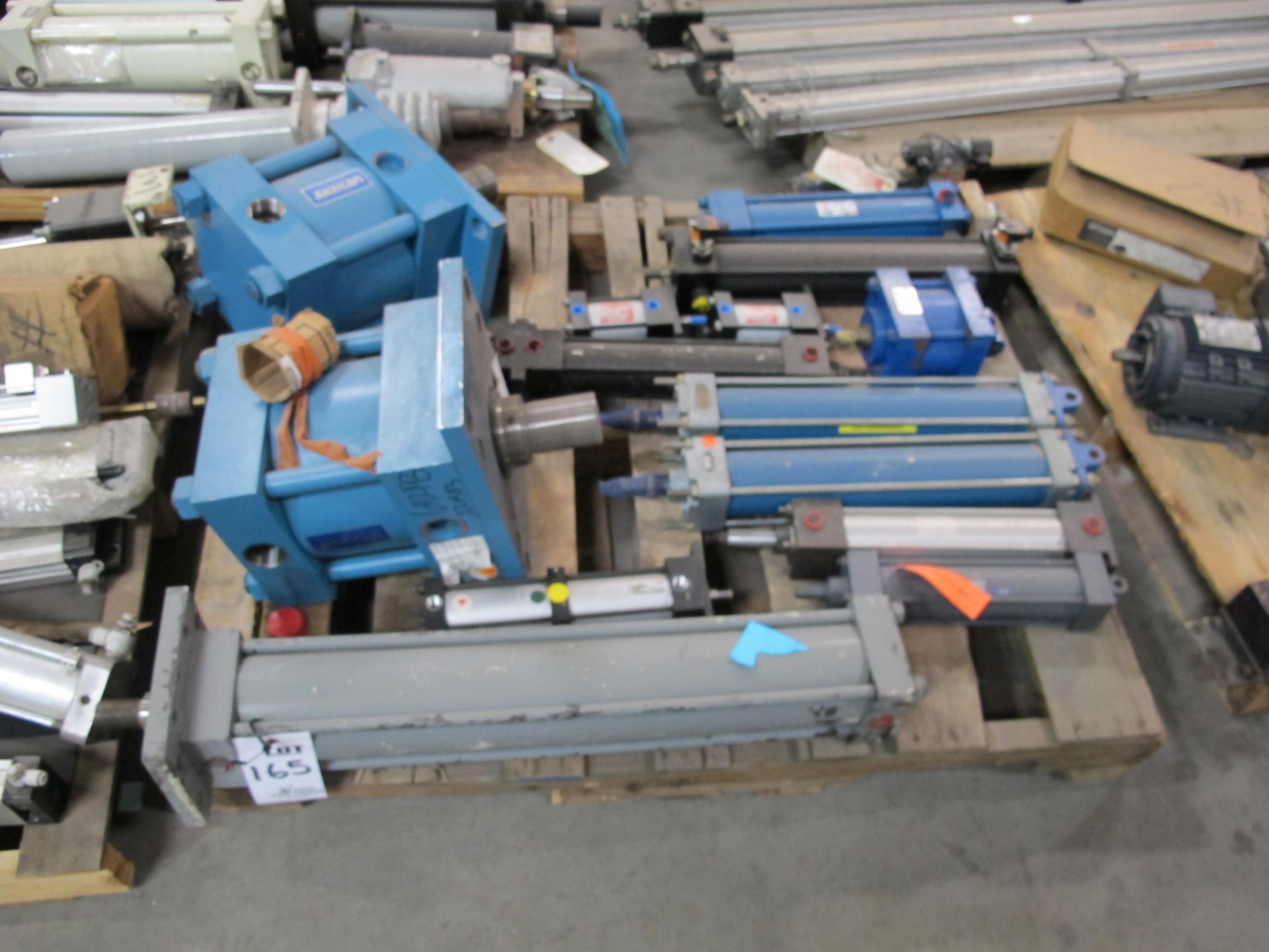 PALLET LOT TO INCLUDE BUT NOT LIMITED TO: MISC. NUMATICS, WABCO WESTINGHOUSE, MOSIER, ACTUATOR