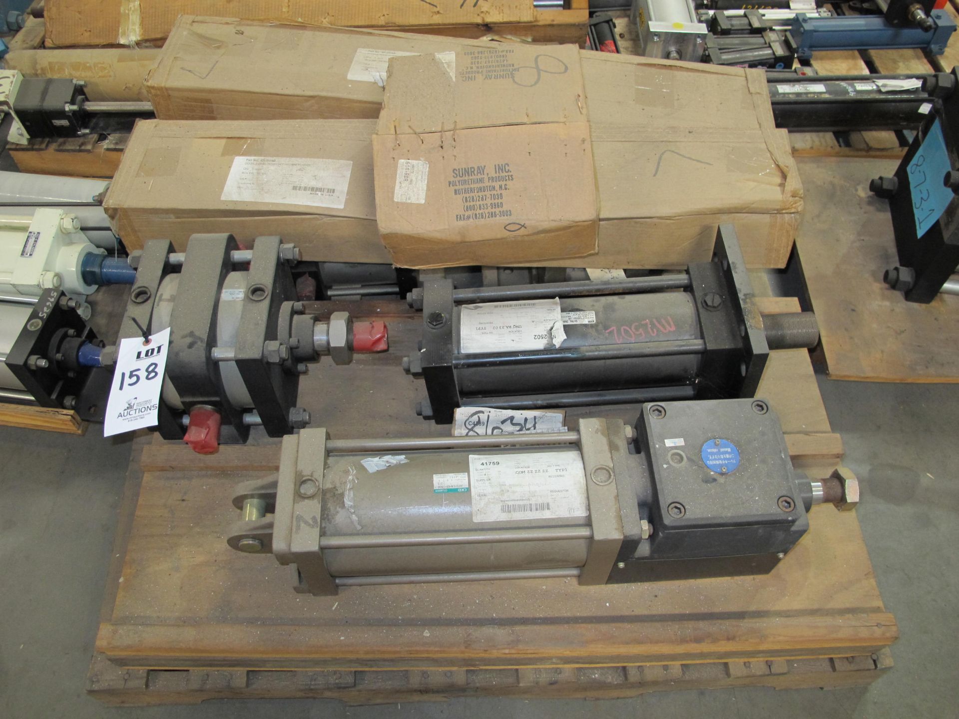 PALLET LOT TO INCLUDE BUT NOT LIMITED TO: PARKER, SMC AND CKD CYLINDERS, MODELS; JSC3-LN-CB-160B-