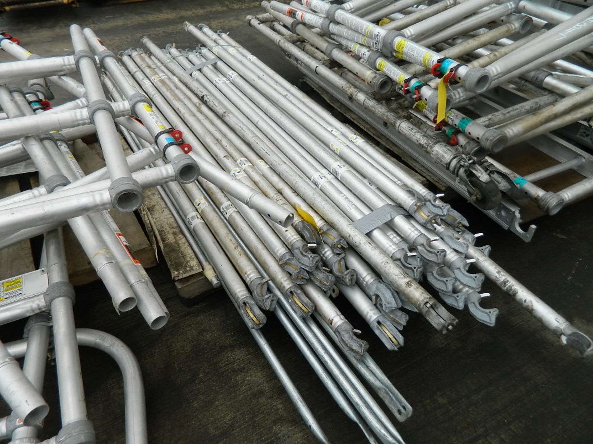 SKID OF SCAFFOLD PARTS