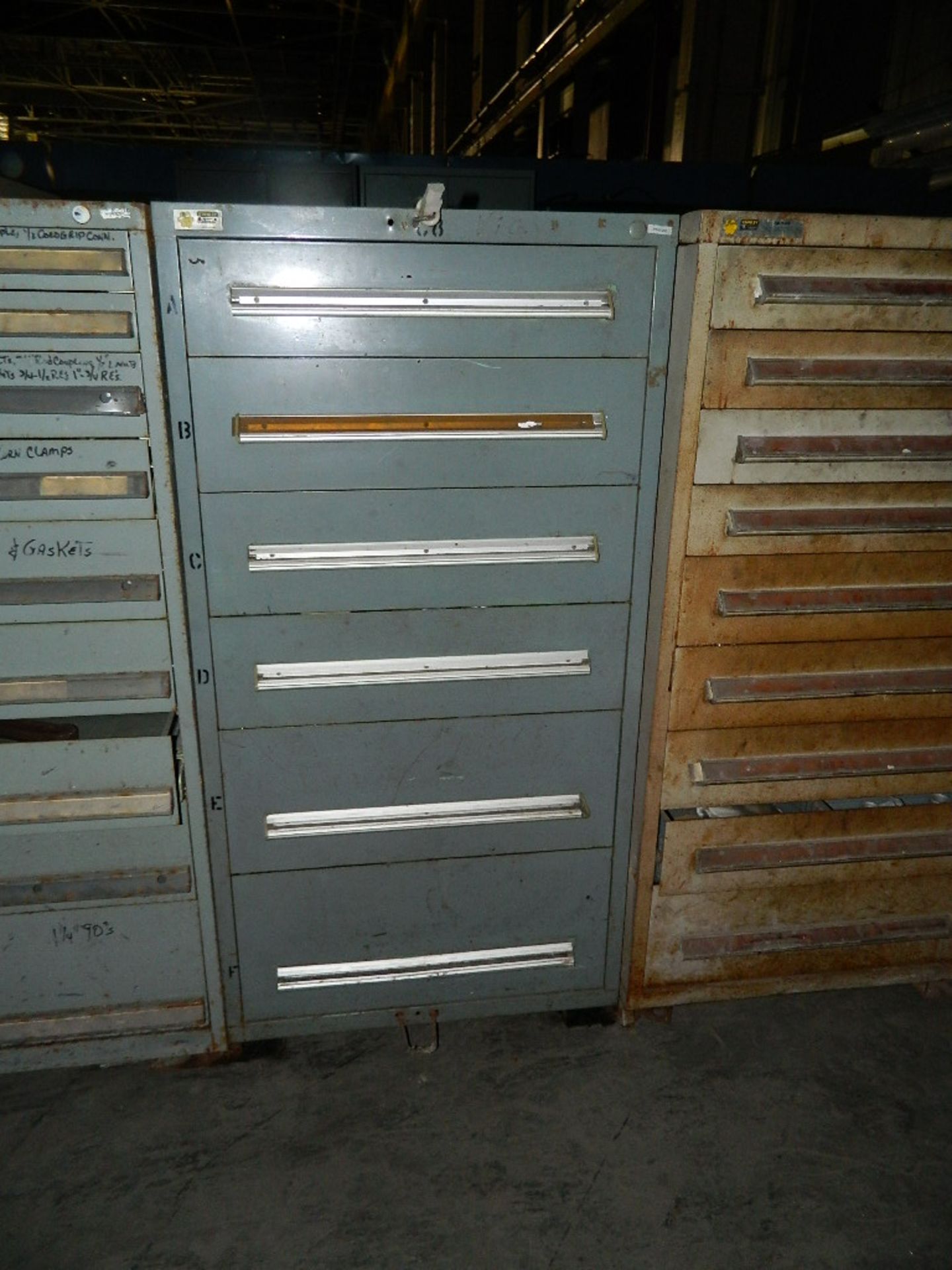 STANLEY VIDMAR CABINET WITH CONTENTS