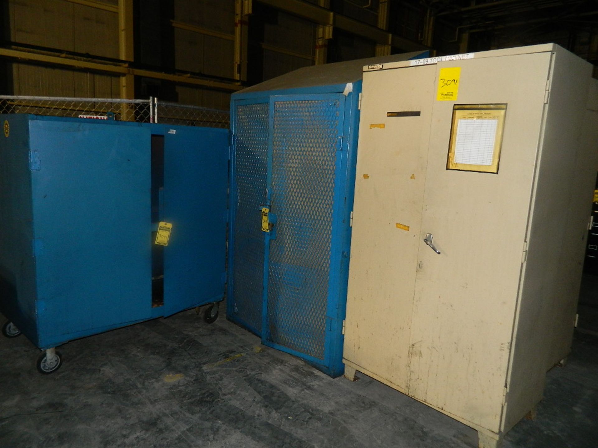 LOT OF METAL CABINETS