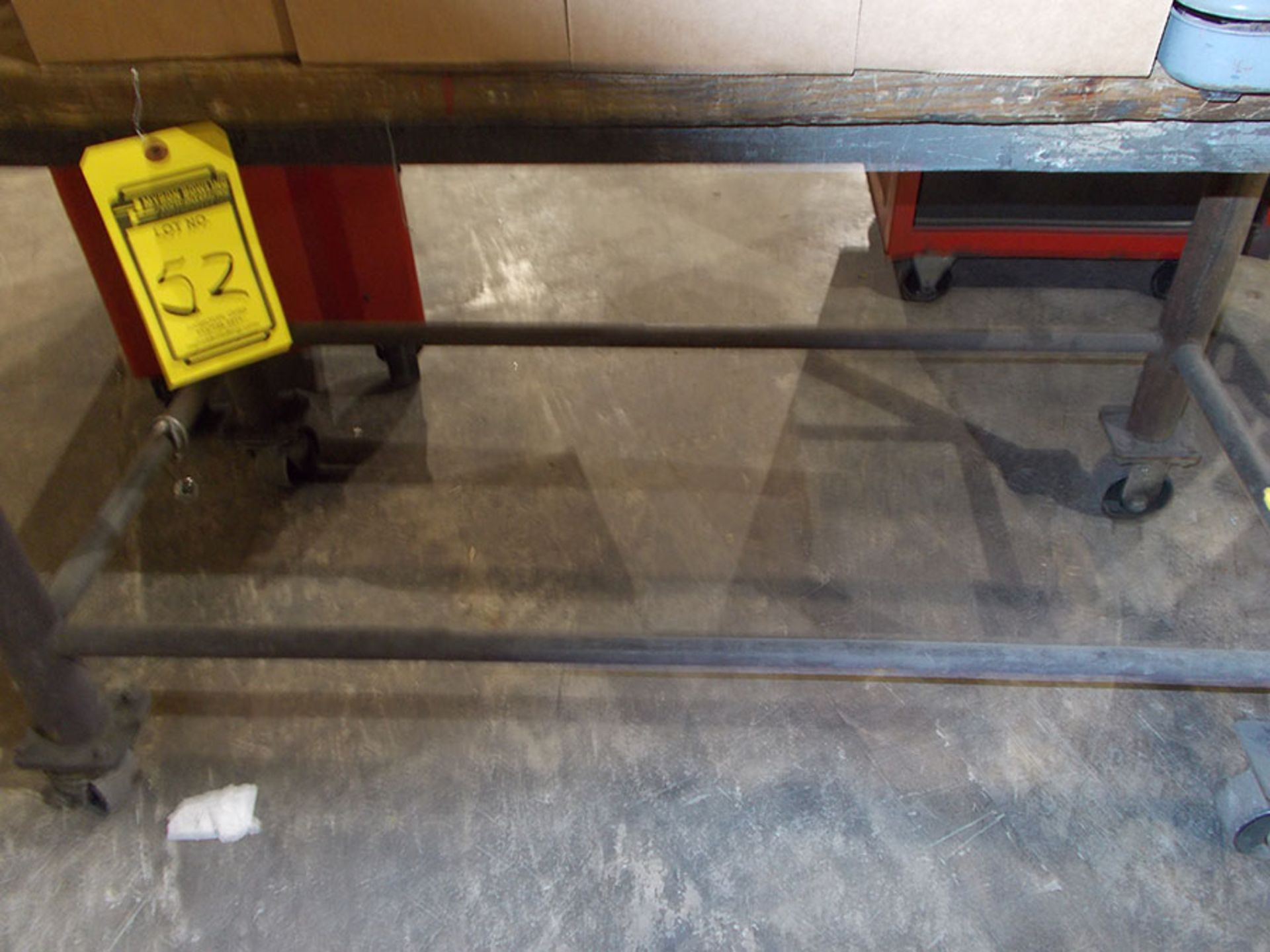 28'' X 5' ROLLING TABLE