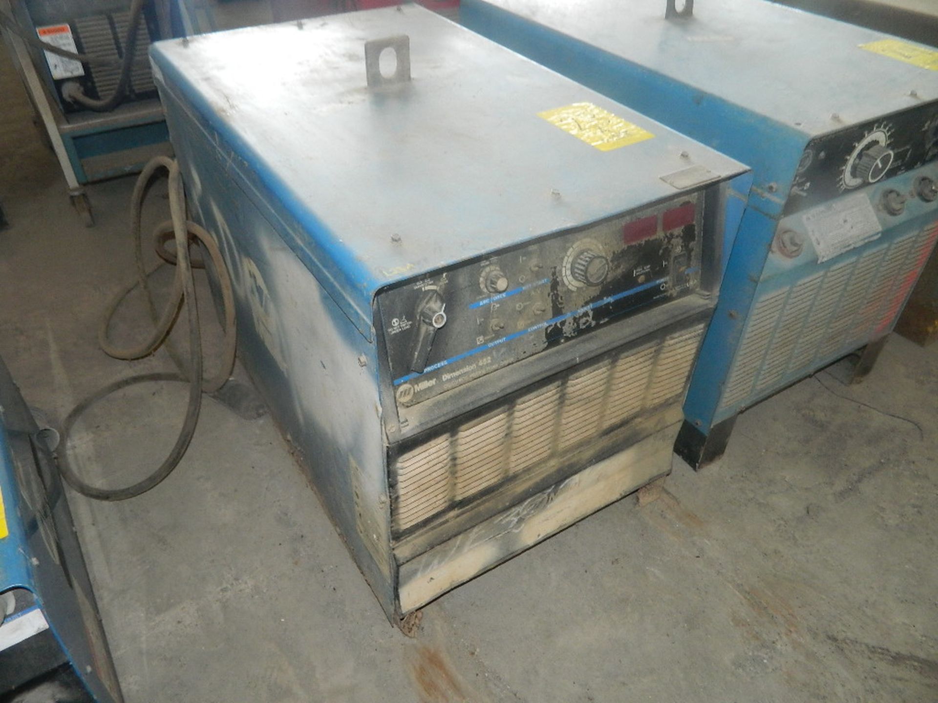 MILLER DIMENSION 452 DC ARC WELDER