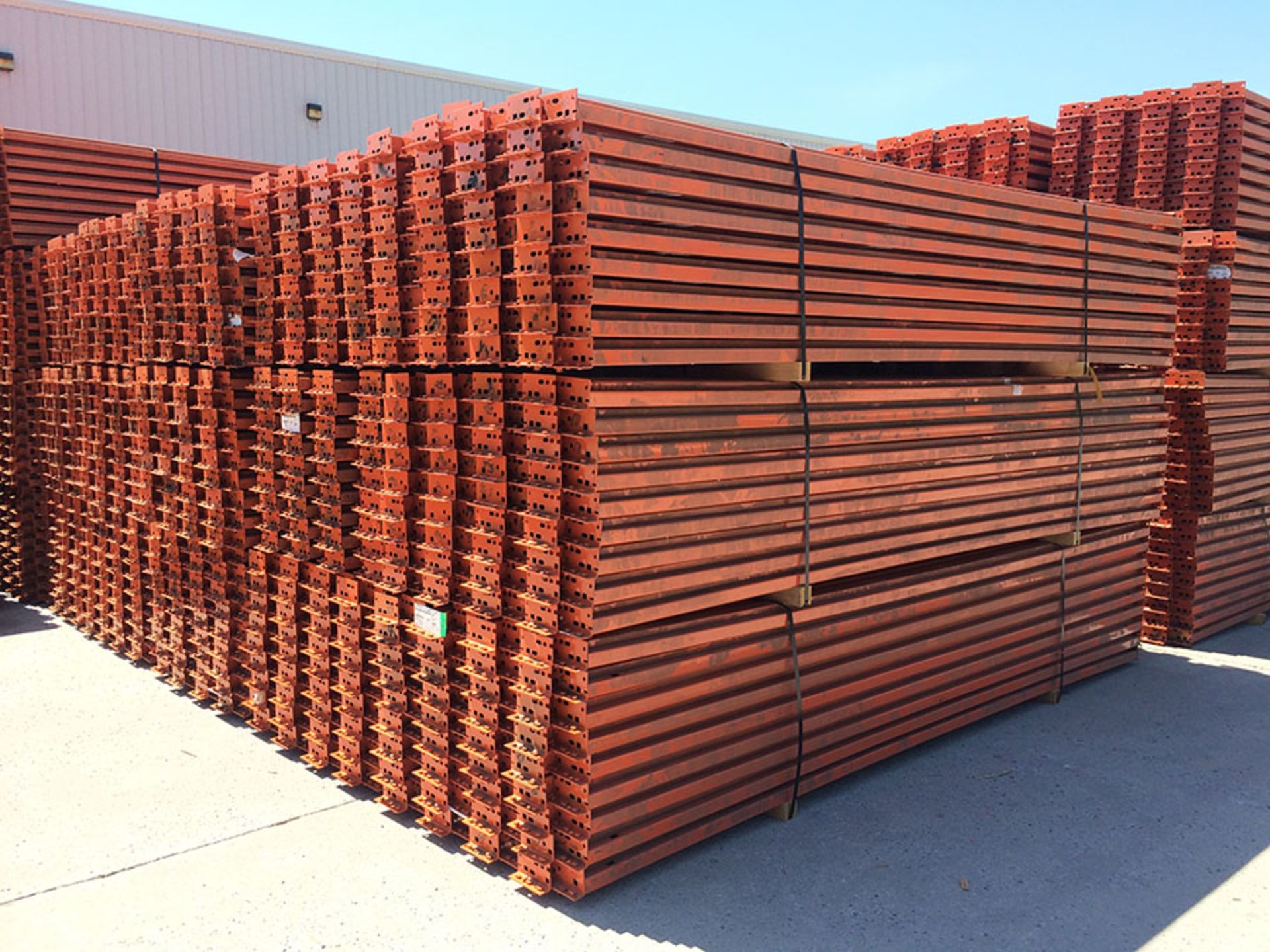 144'' X 4'' INTERLAKE PALLET RACK BEAMS FOR TEARDROP-STYLE PALLET RACK, MODEL IK40E, 1-5/8'' STEP - Image 17 of 25