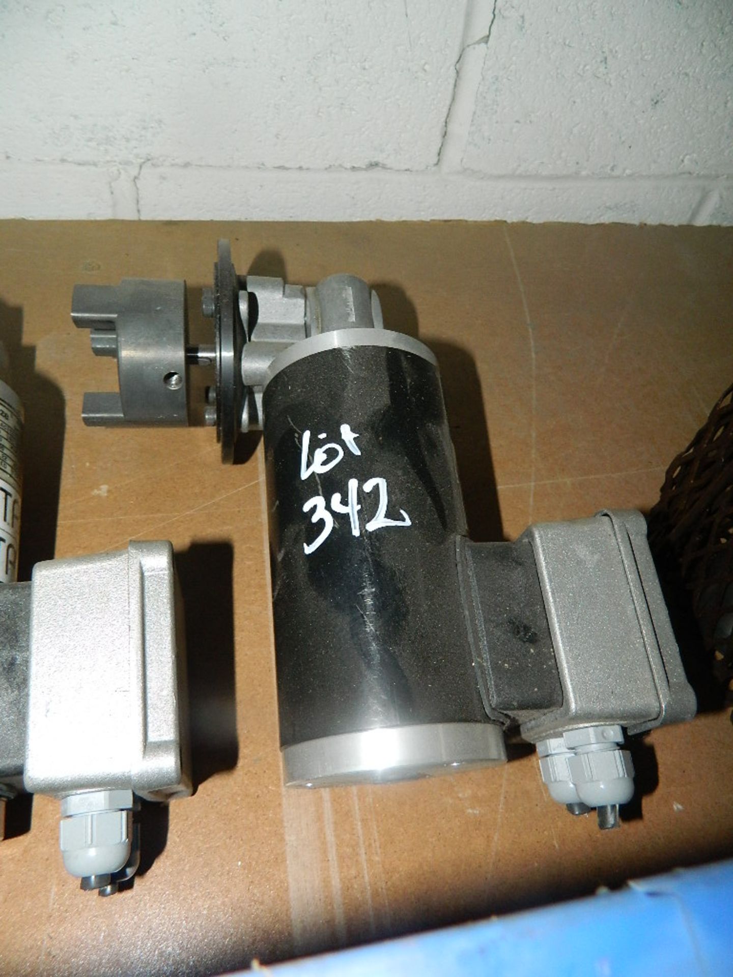 LENZE GEAR MOTOR