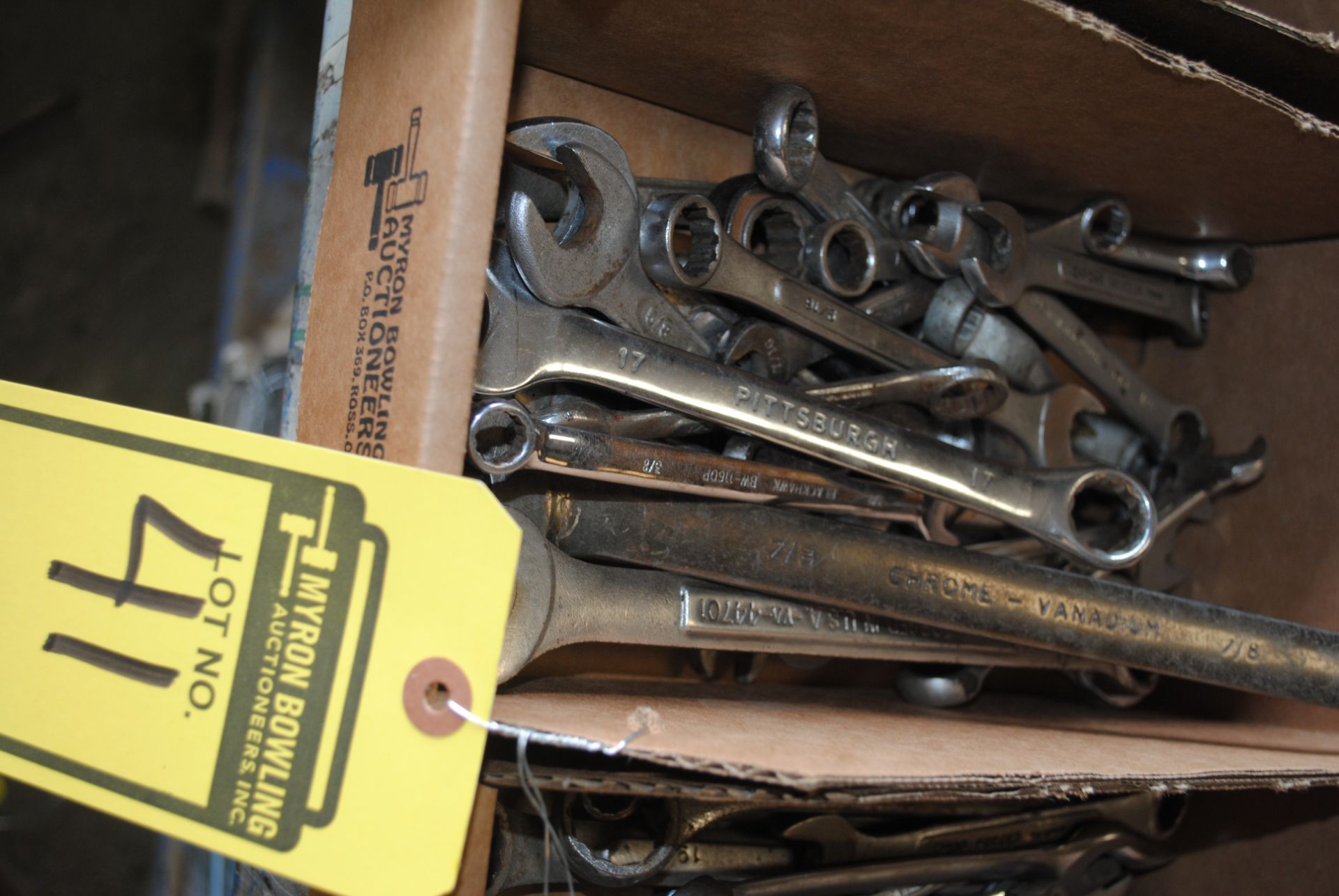 LOT OF WRENCHES