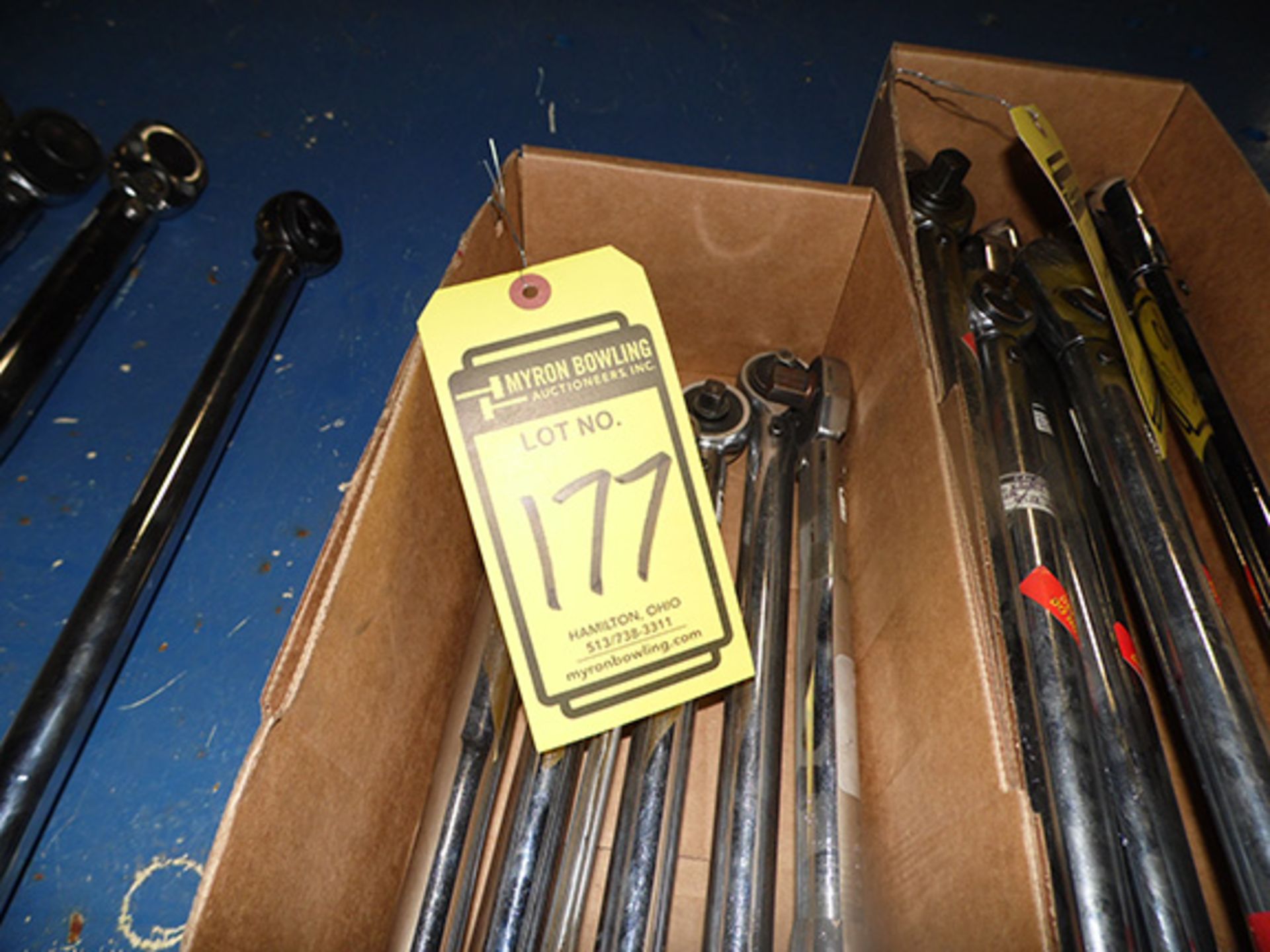 LOT OF ASSORTED TORQUE WRENCHES
