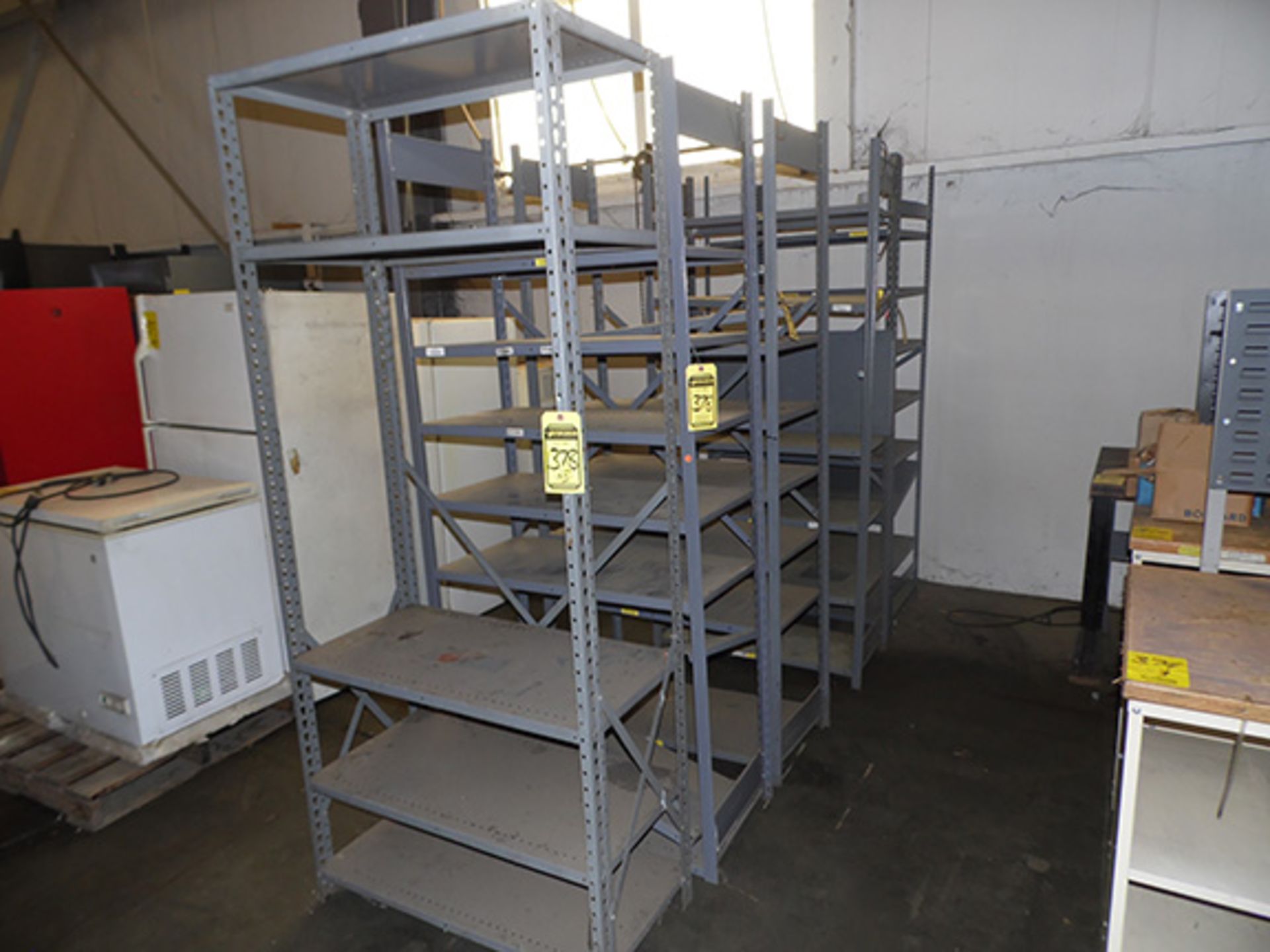 SHELVING (X5)