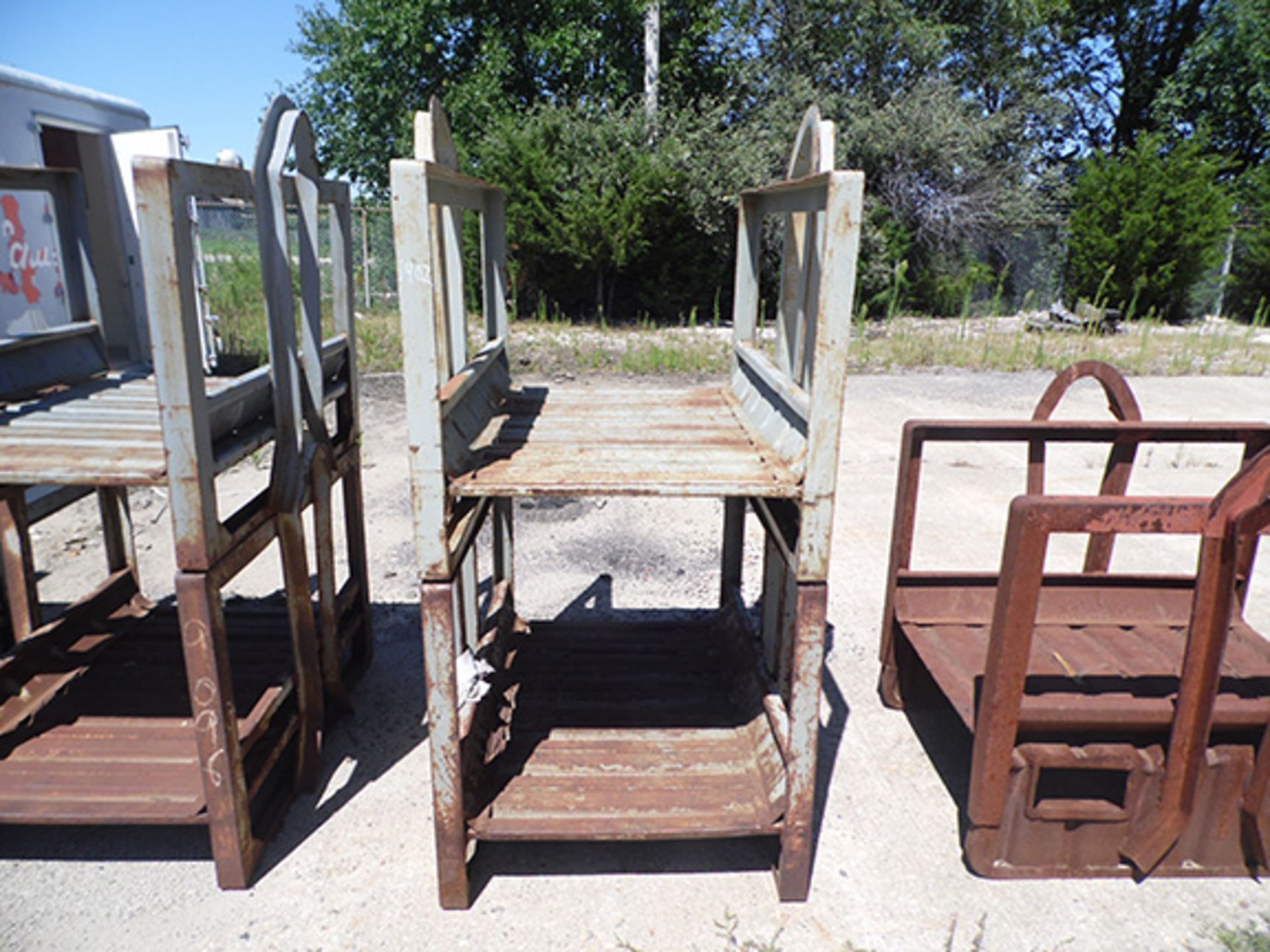 ROW OF CAT STORAGE BASKETS - Image 3 of 12