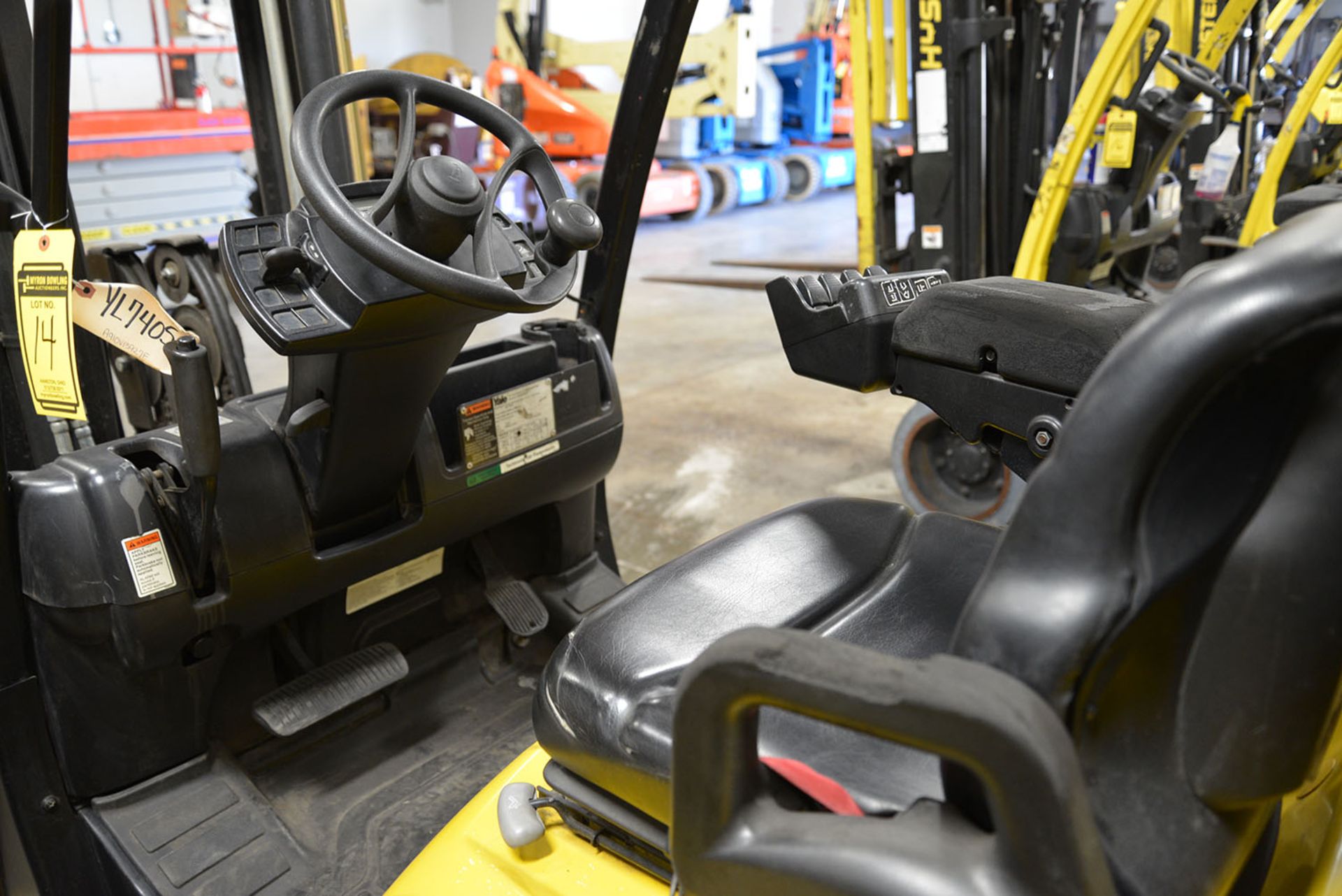 2008 YALE 5,000-lb. Capacity Forklift, Model GLC050VXNV, S/N A910V13927F, LPG, Solid Non-Marking - Image 4 of 6