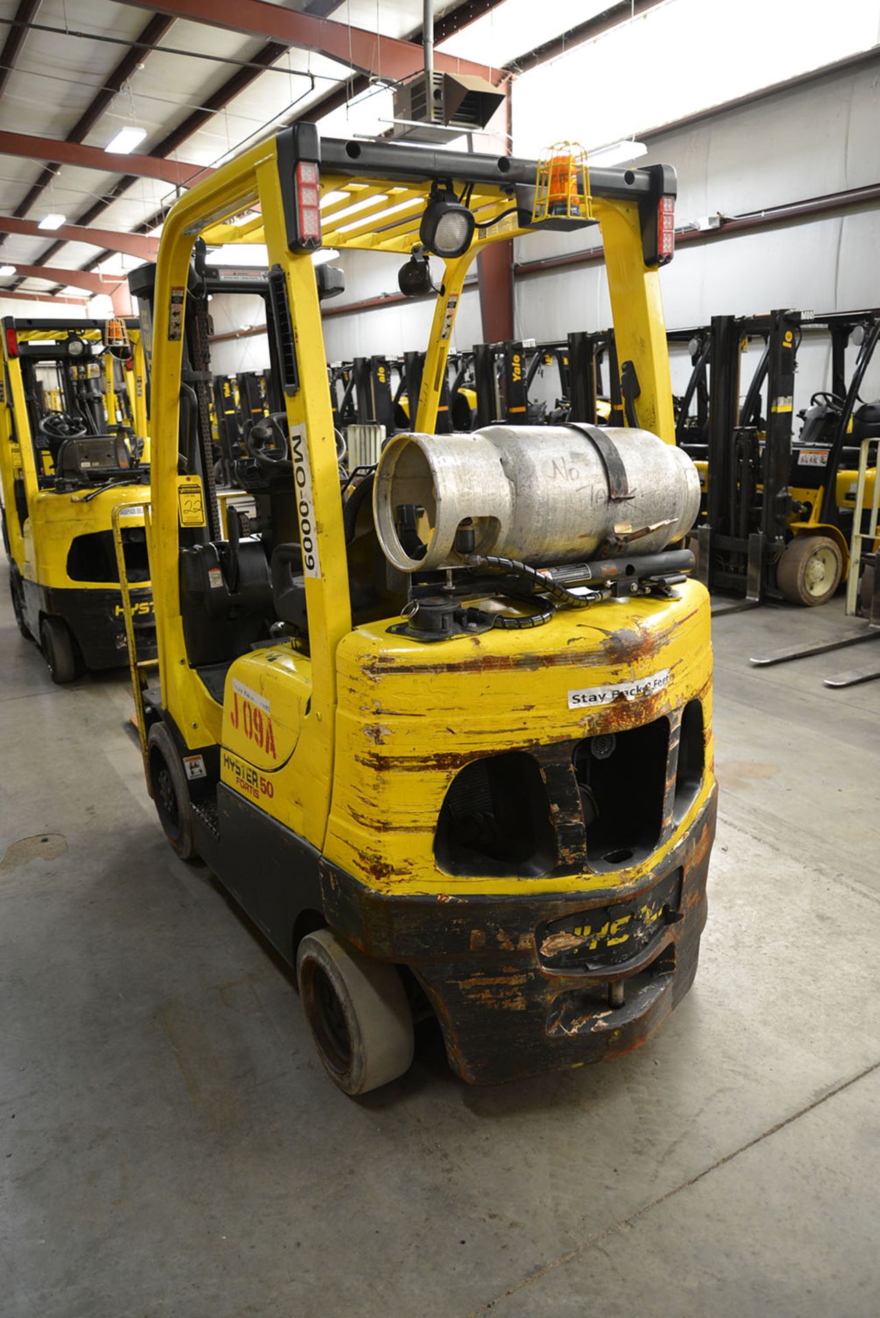 2009 HYSTER 5,000-lb. Capacity Forklift, Model S50FT, S/N F187V15713G, LPG, Lever Shift, Solid - Image 4 of 6