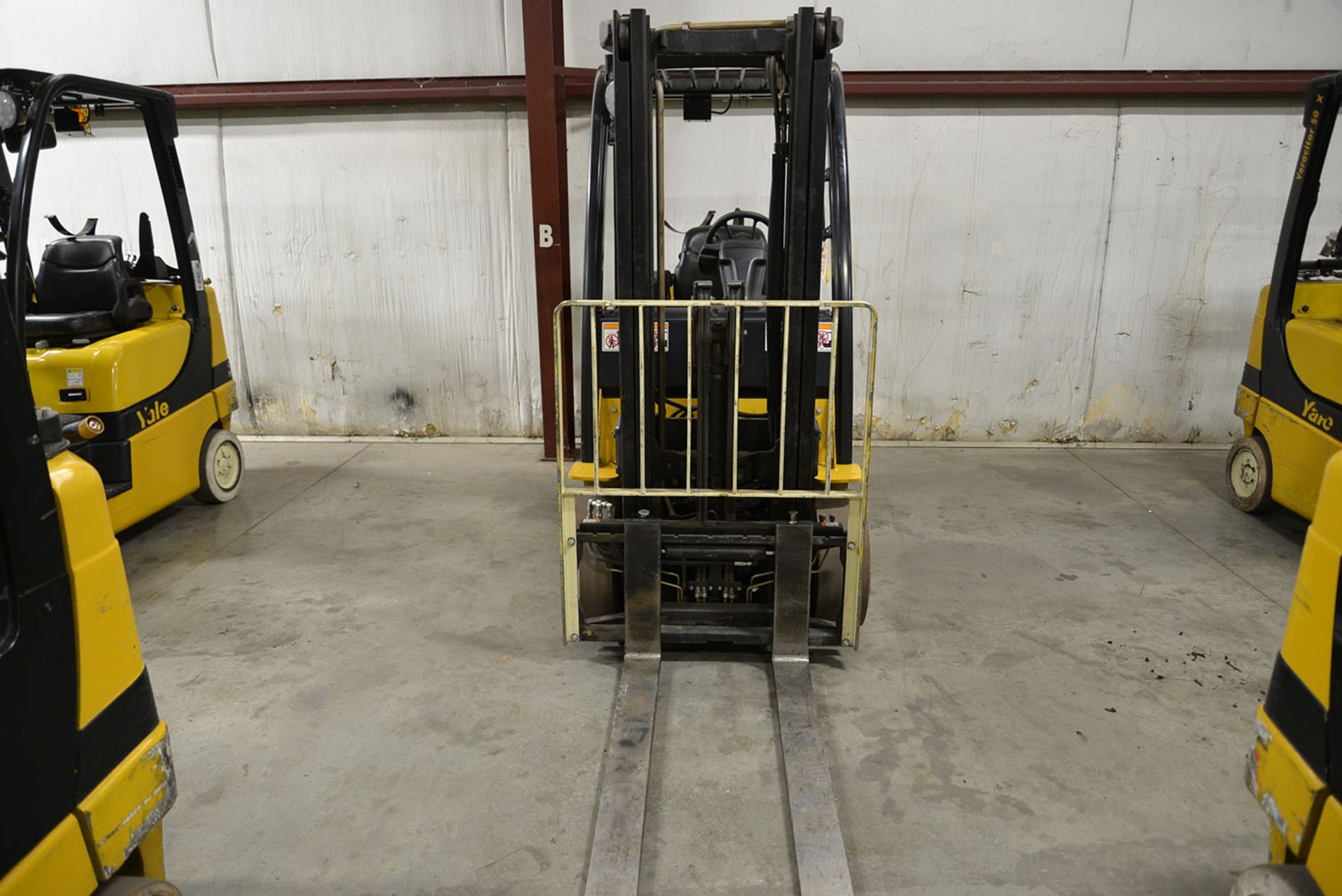 2008 YALE 5,000-lb. Capacity Forklift, Model GLC050VXNV, S/N NA, LPG, Solid Non-Marking Tires, 2- - Image 3 of 7