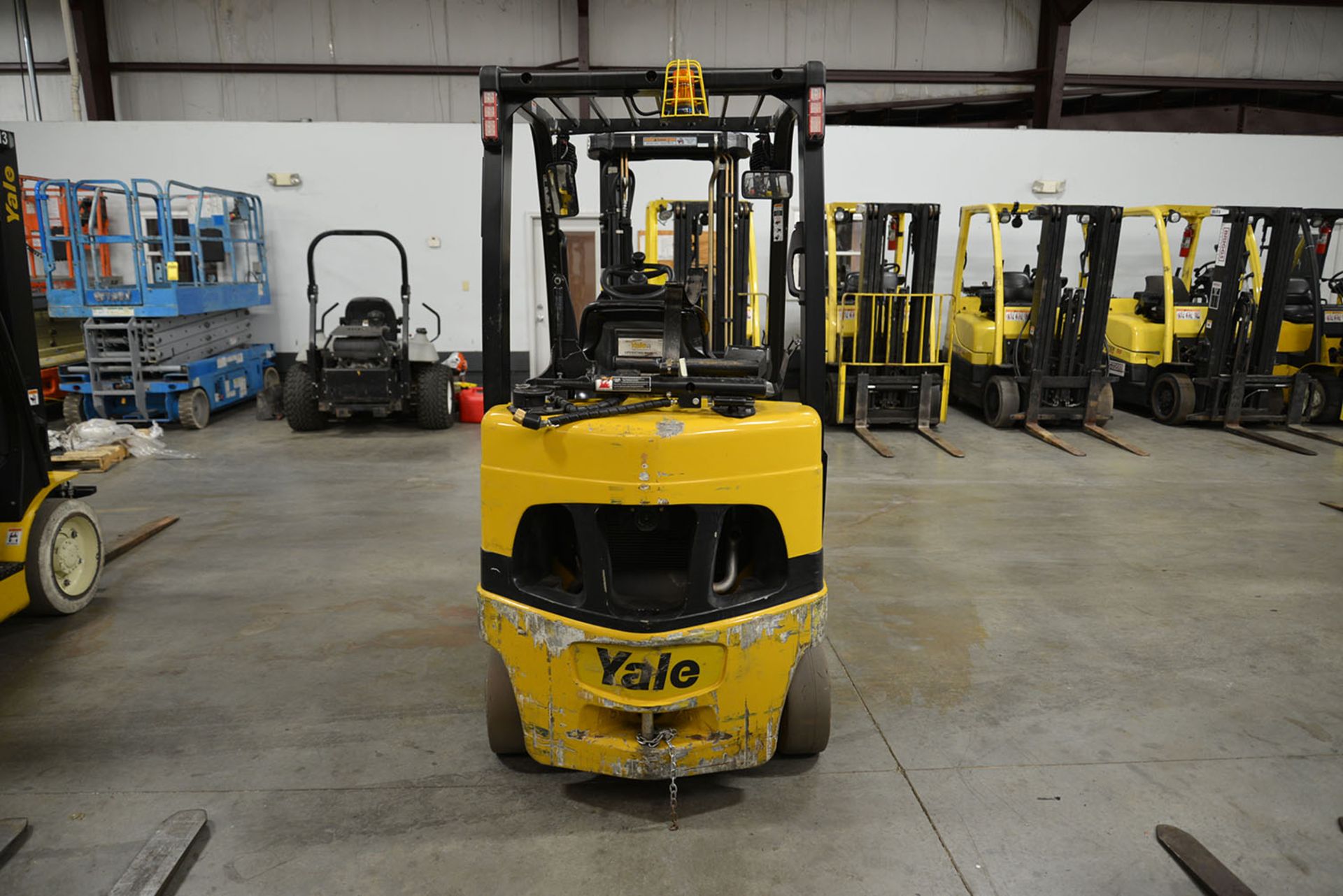 2008 YALE 5,000-lb. Capacity Forklift, Model GLC050VXNV, S/N A910V13921F, LPG, Solid Non-Marking - Image 4 of 6