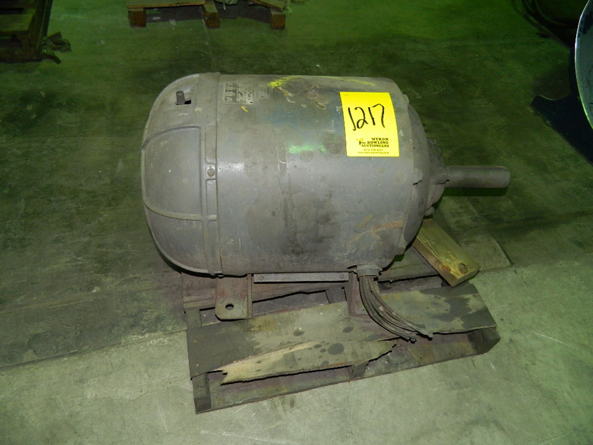 WAGNER ELECTRIC 30 HP ELECTRIC MOTOR