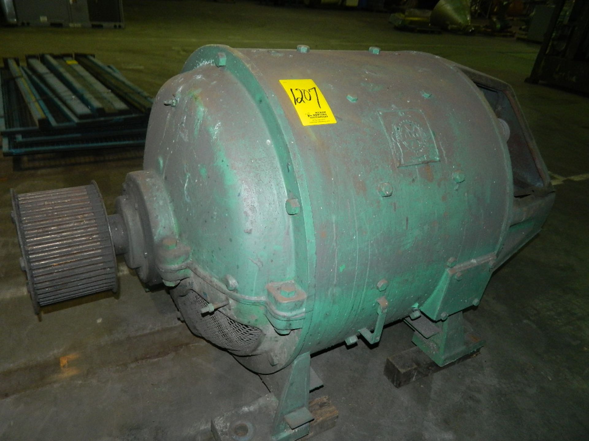 RELIANCE 200 HP ELECTRIC MOTOR
