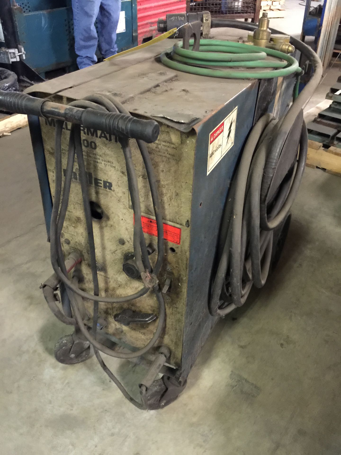 MILLER MILLERMATIC 200 WIRE FEED & ARC WELDER (LOCATED IN SEYMOUR, IN) - Image 4 of 4