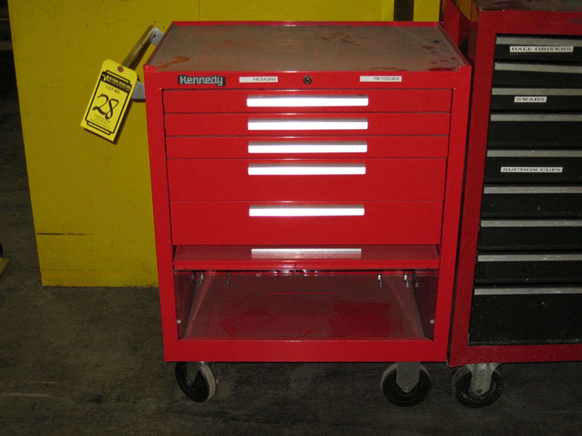 KENNEDY ROLLING TOOL CHEST