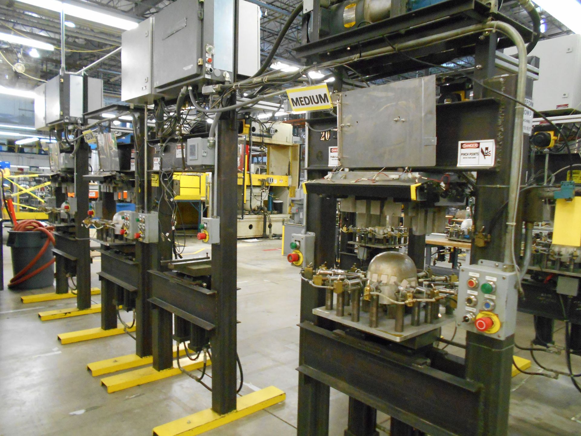 4-HEAD PREFORM MACHINE WITH HYDRAULIC PUMP AND PLC - Image 2 of 2