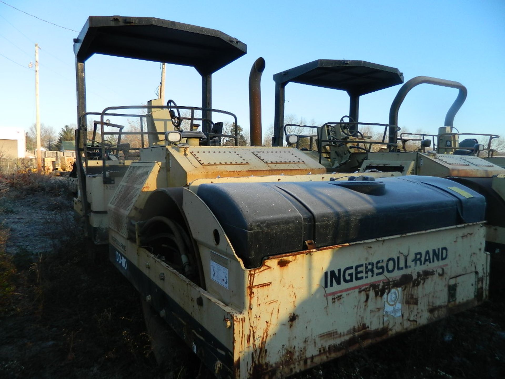 INGERSOLL RAND DUAL DRUM ROLLER, MODEL DD-110, S/N 153731 (NEEDS REPAIRS)