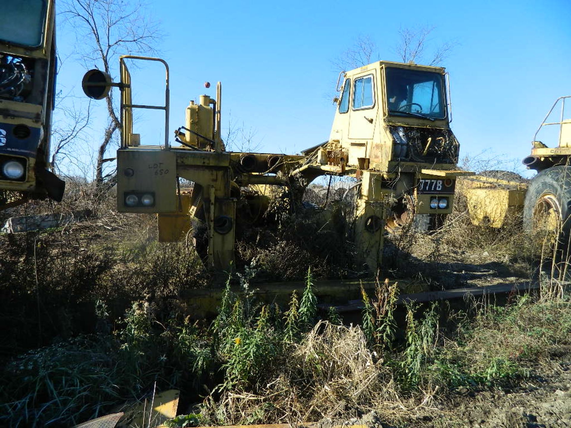 CAT 777B DUMP TRUCK FRAME