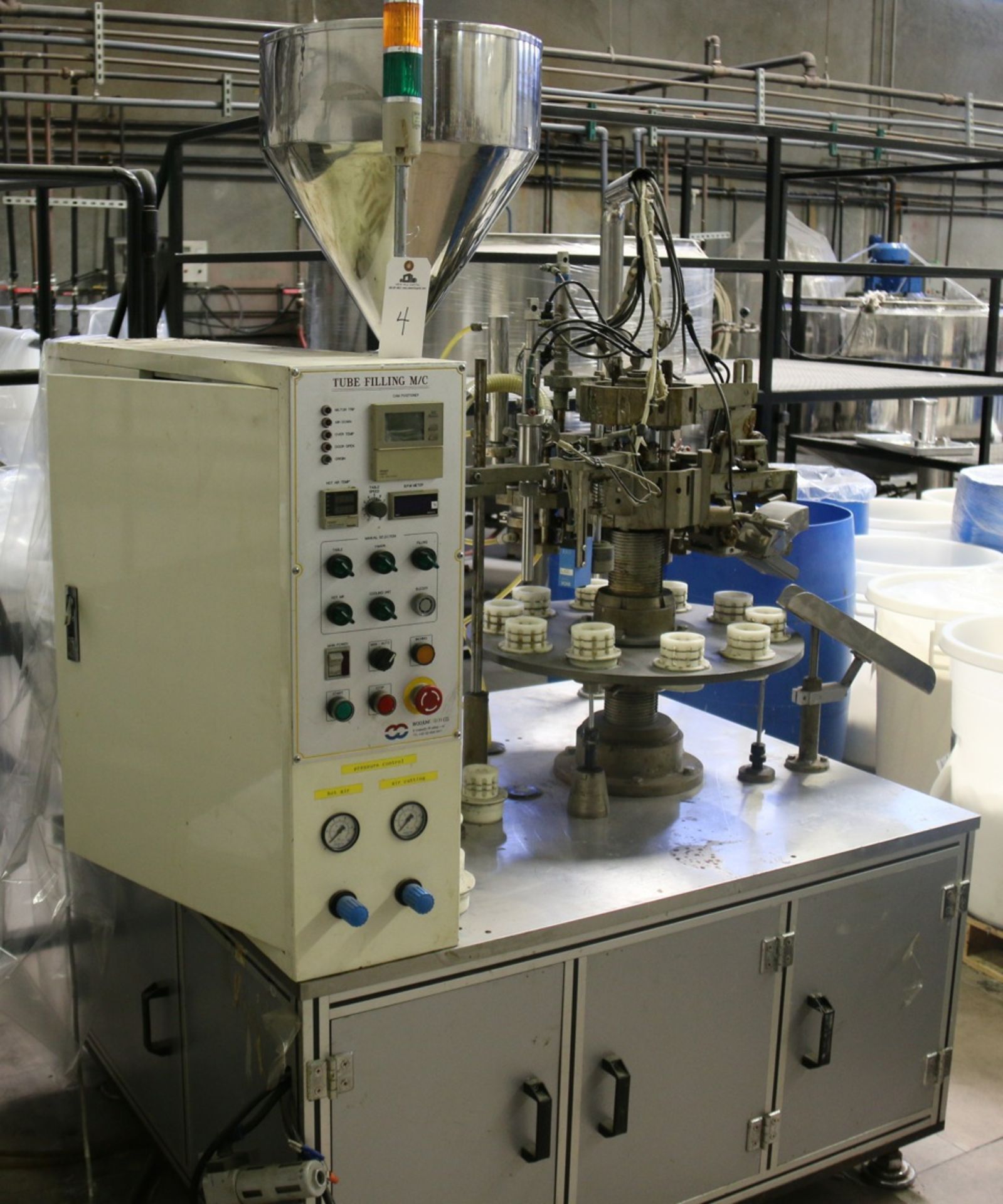 Woojung Tubefil-1000 Automatic Hot Air 10-Station Tube Filler - Image 3 of 4