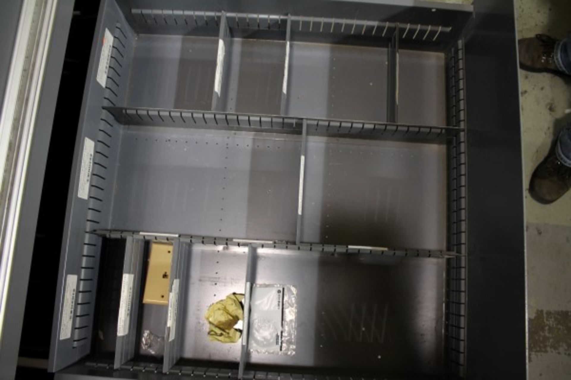 Stanley Vidmar 5 Drawer Storage Cabinet, W/ Contents, Electronic & Electrical Components - Image 5 of 6