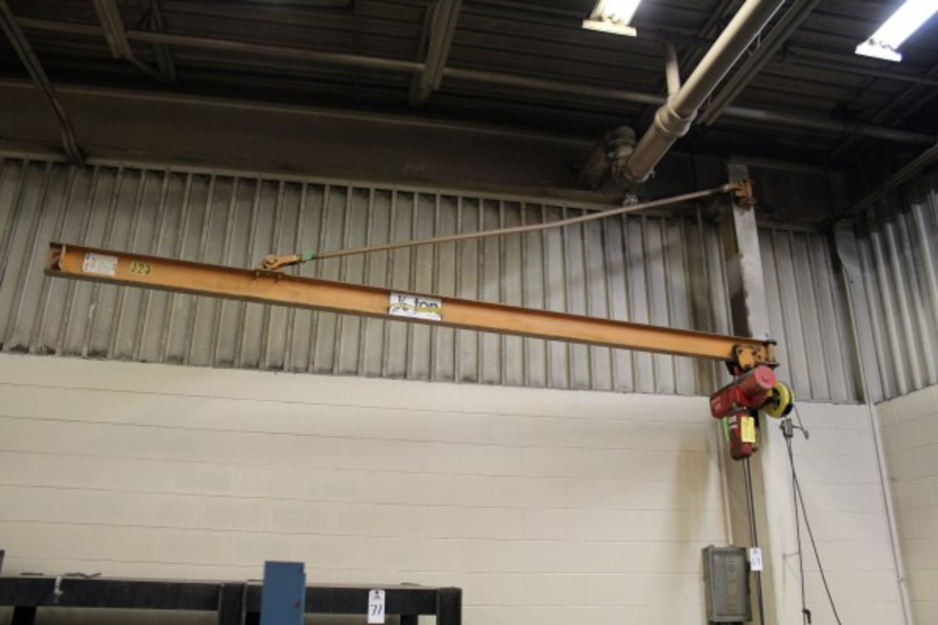 Dayton 1/2 Ton Jib Crane