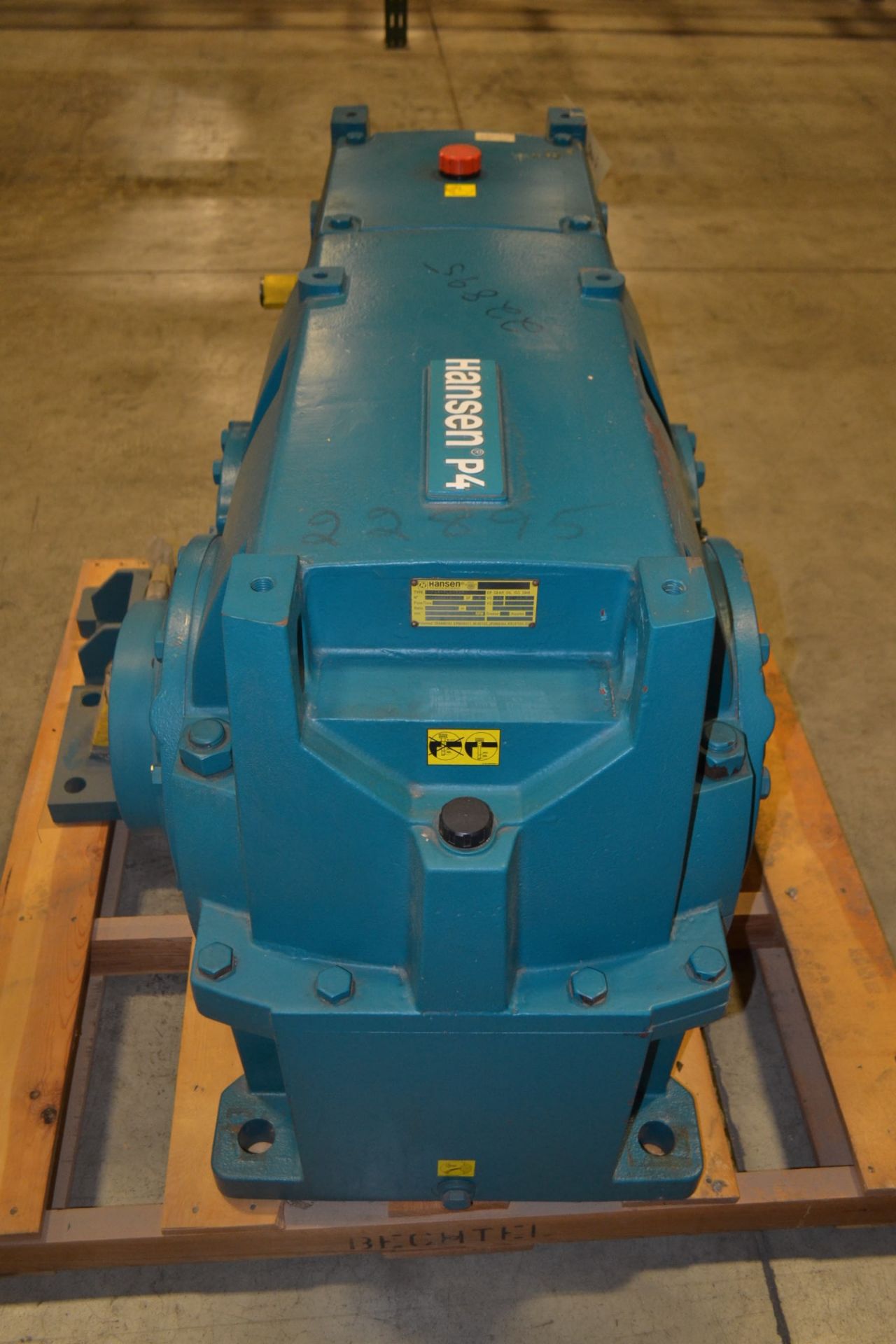 HANSEN QHPG4-RLK-560 GEAR REDUCER 581:1 28HP - Image 3 of 5