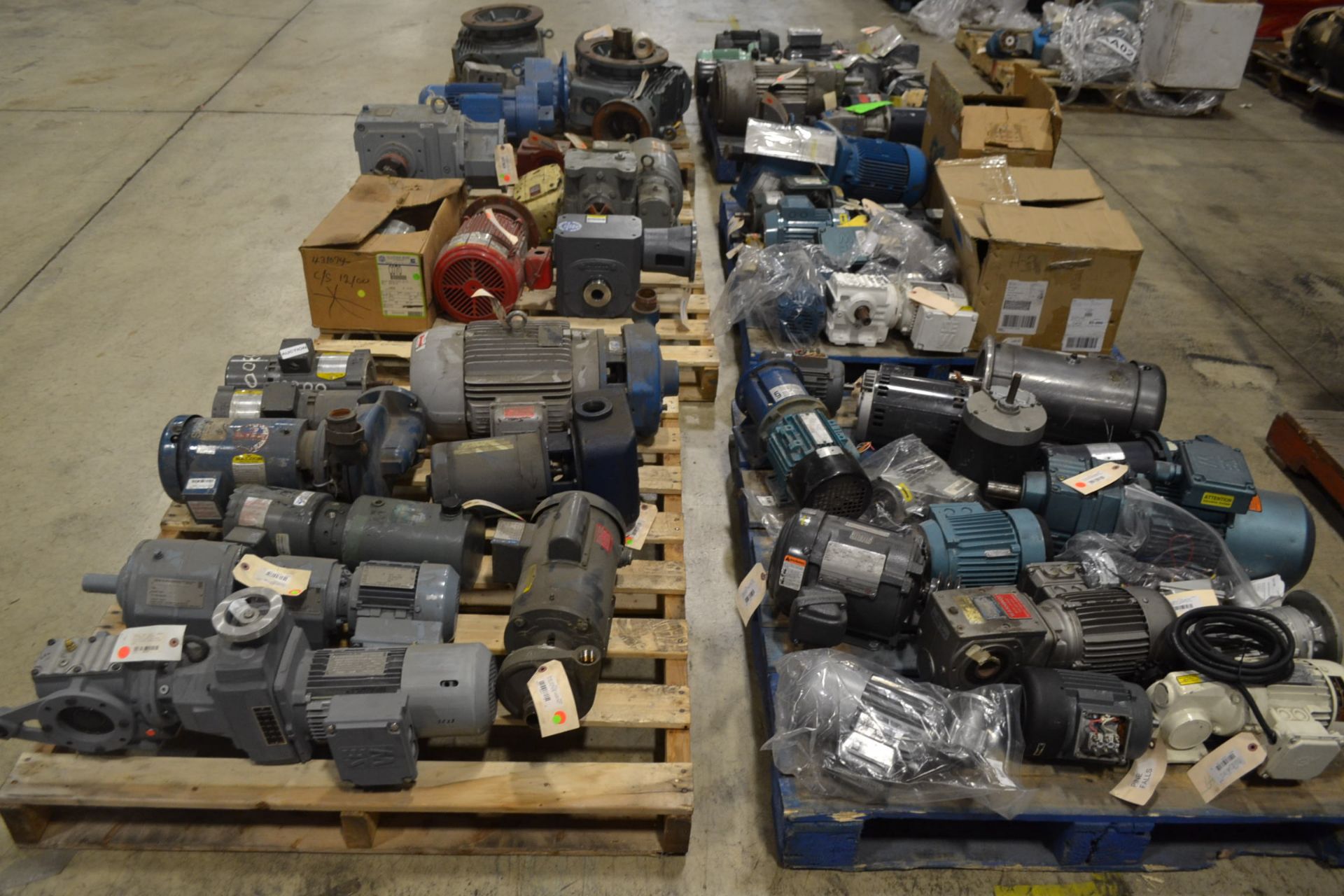 LOT OF SMALL MOTORS, GEAR BOXES, PUMPS